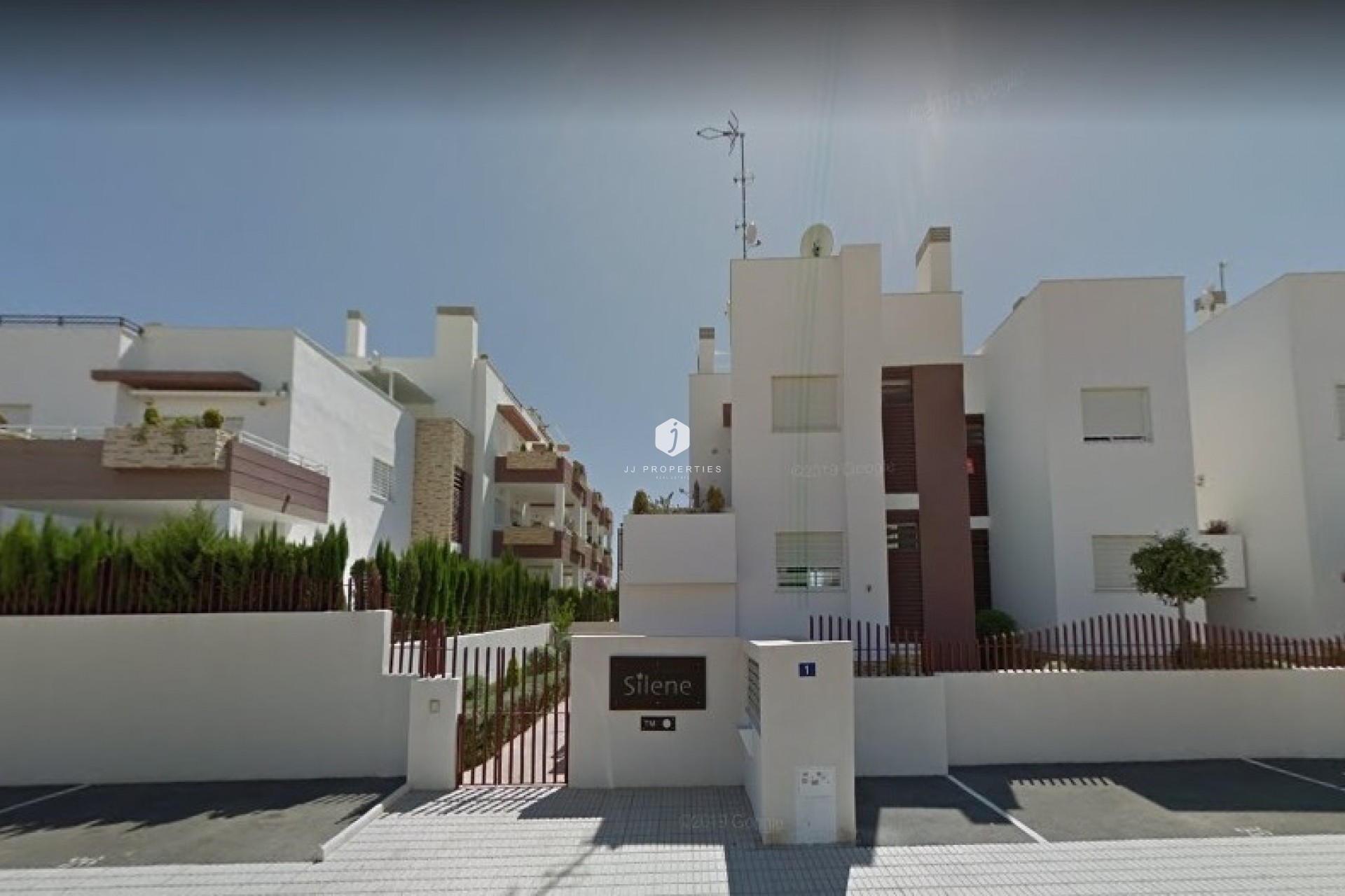Tweedehands - Penthouse -
Punta Prima - Costa Blanca