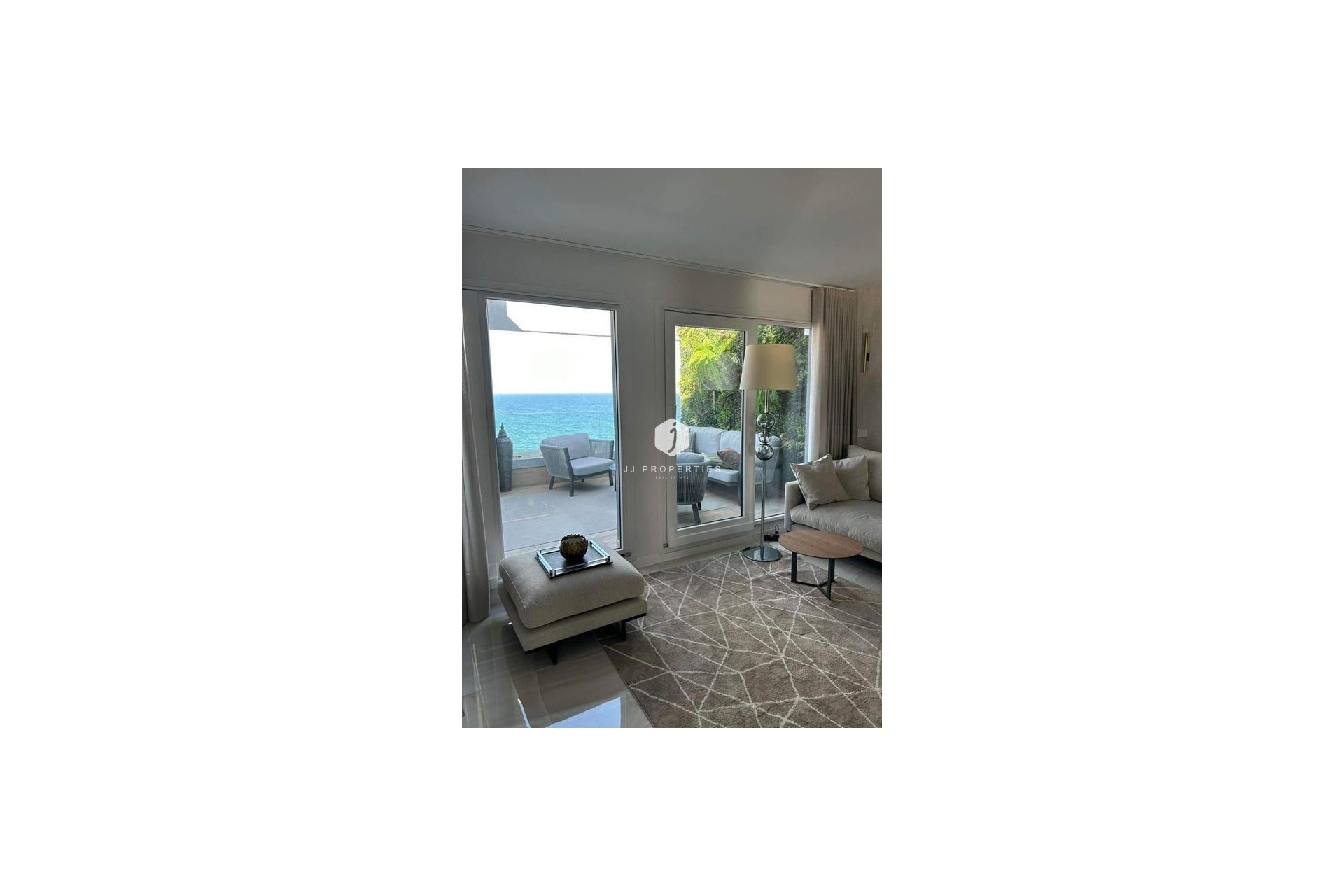Tweedehands - Penthouse -
Punta Prima - Costa Blanca