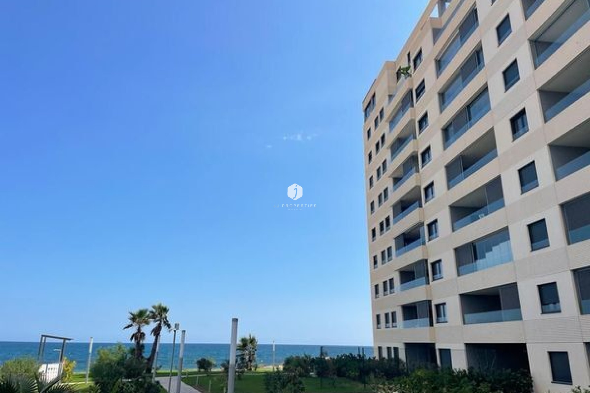 Tweedehands - Penthouse -
Punta Prima - Costa Blanca