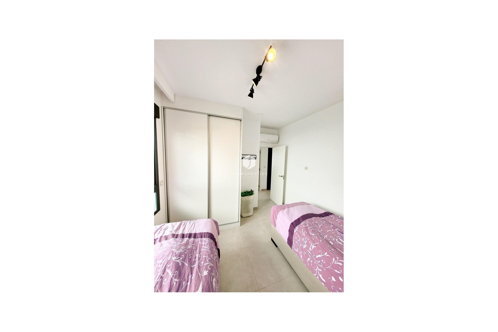 Tweedehands - Penthouse -
San Miguel de Salinas - Costa Blanca