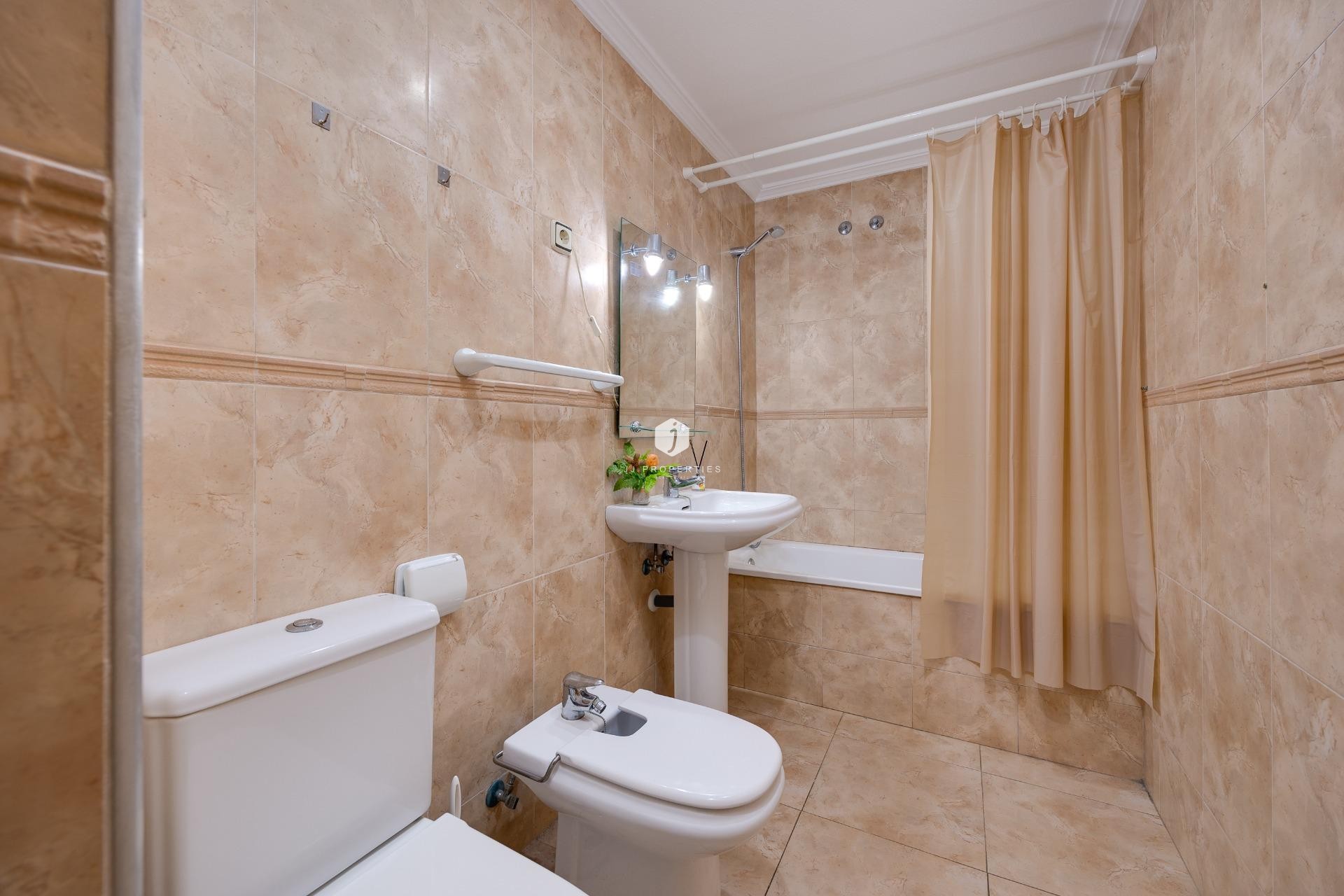 Tweedehands - Penthouse -
Torrevieja - Centro