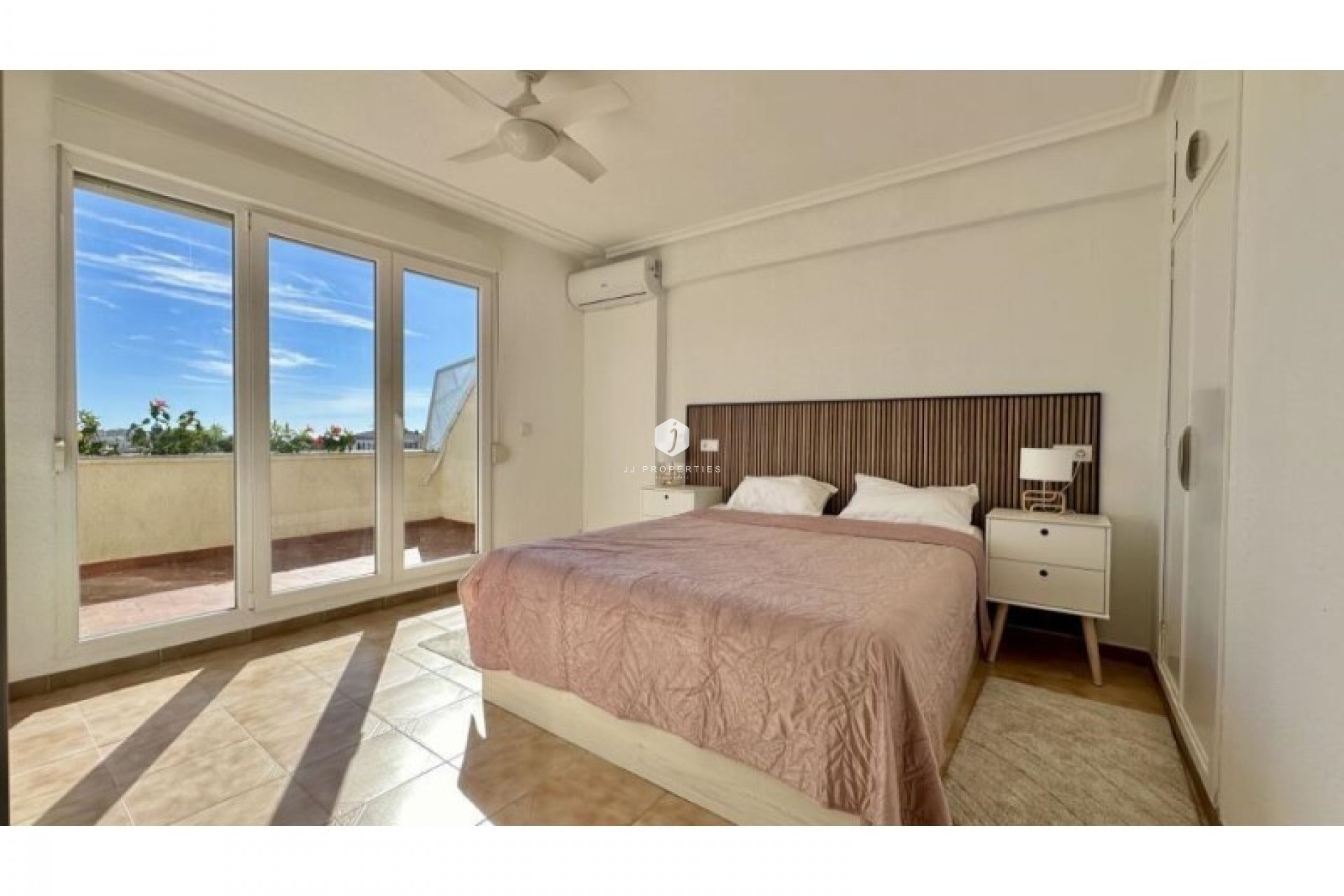 Tweedehands - Penthouse -
Torrevieja - Costa Blanca