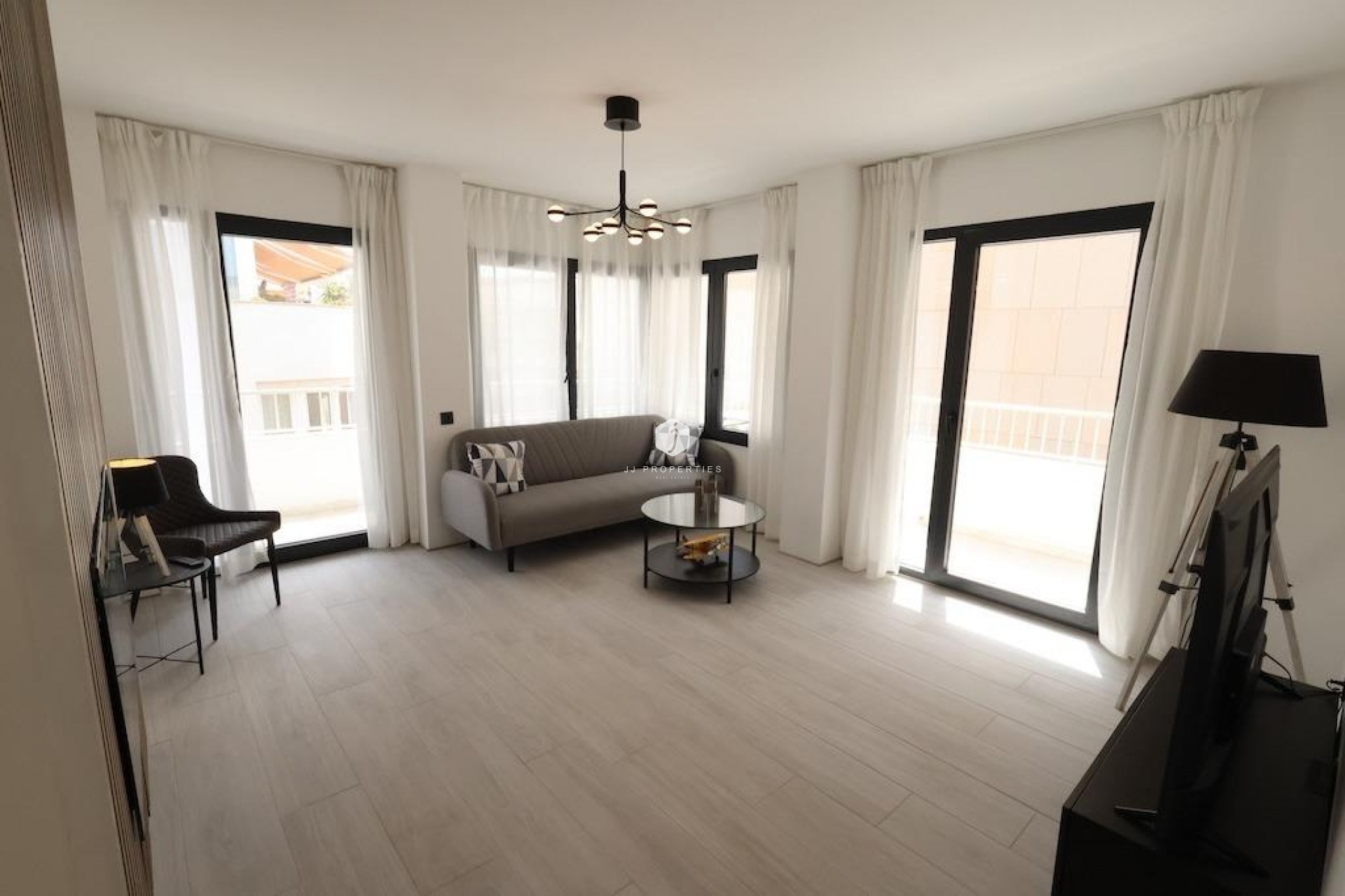 Tweedehands - Penthouse -
Torrevieja - Costa Blanca