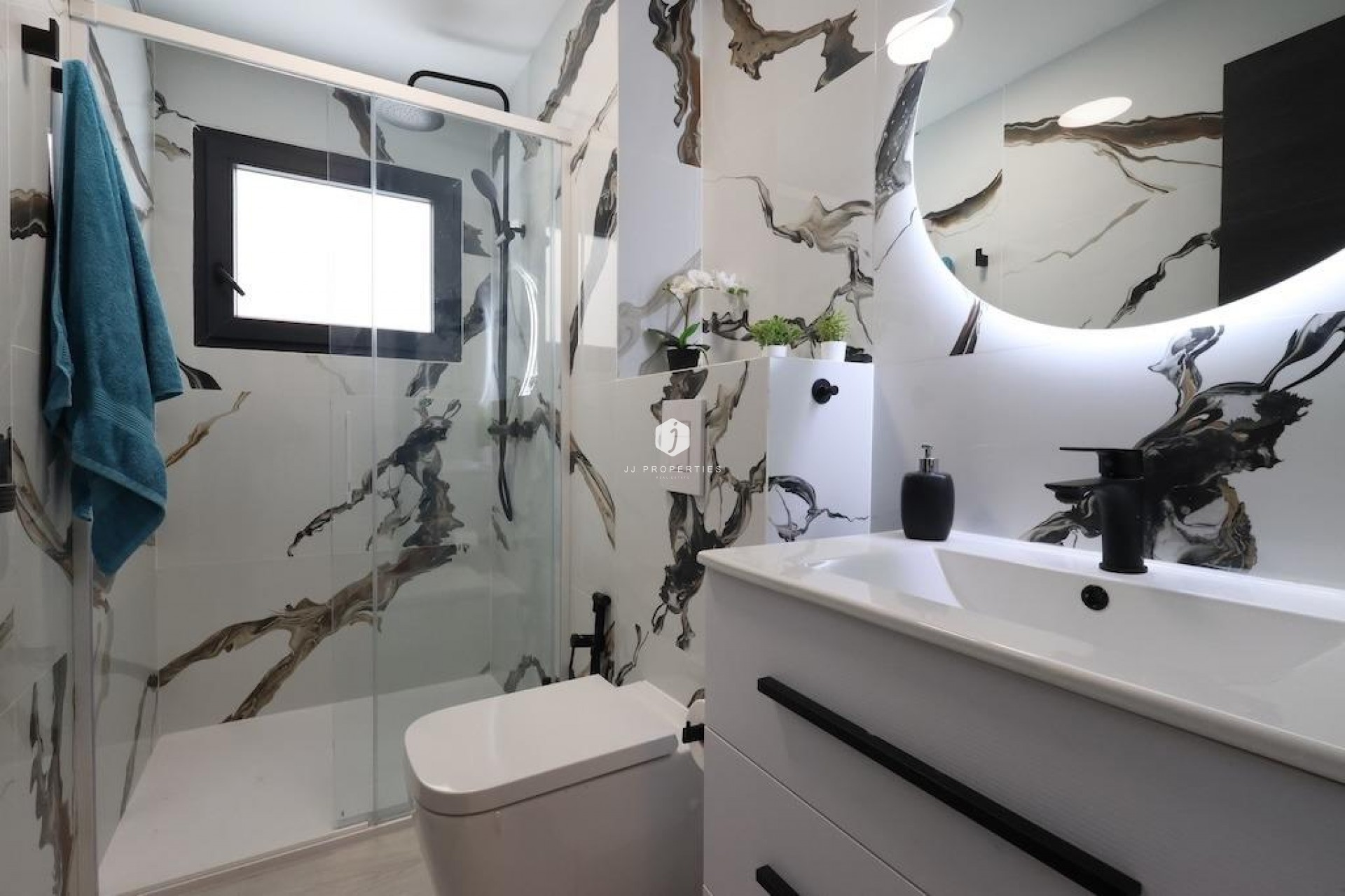 Tweedehands - Penthouse -
Torrevieja - Costa Blanca