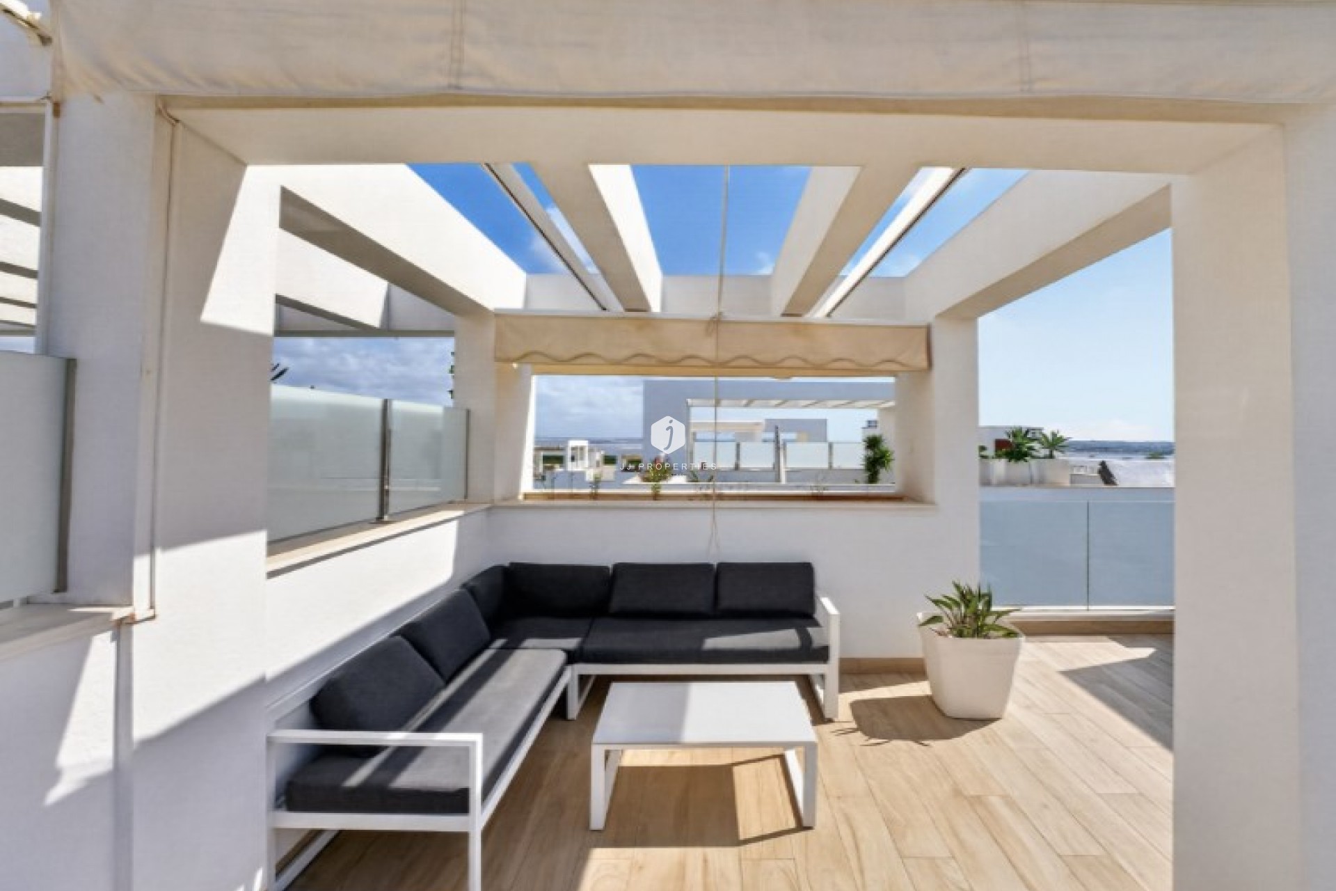 Tweedehands - Penthouse -
Torrevieja - Costa Blanca