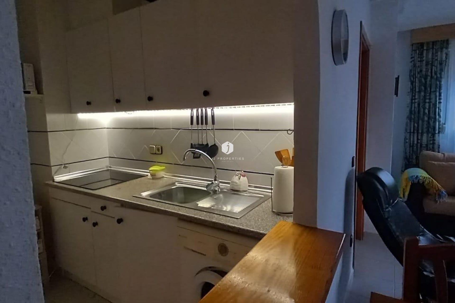 Tweedehands - Penthouse -
Torrevieja - El Acequión - Los Náufragos