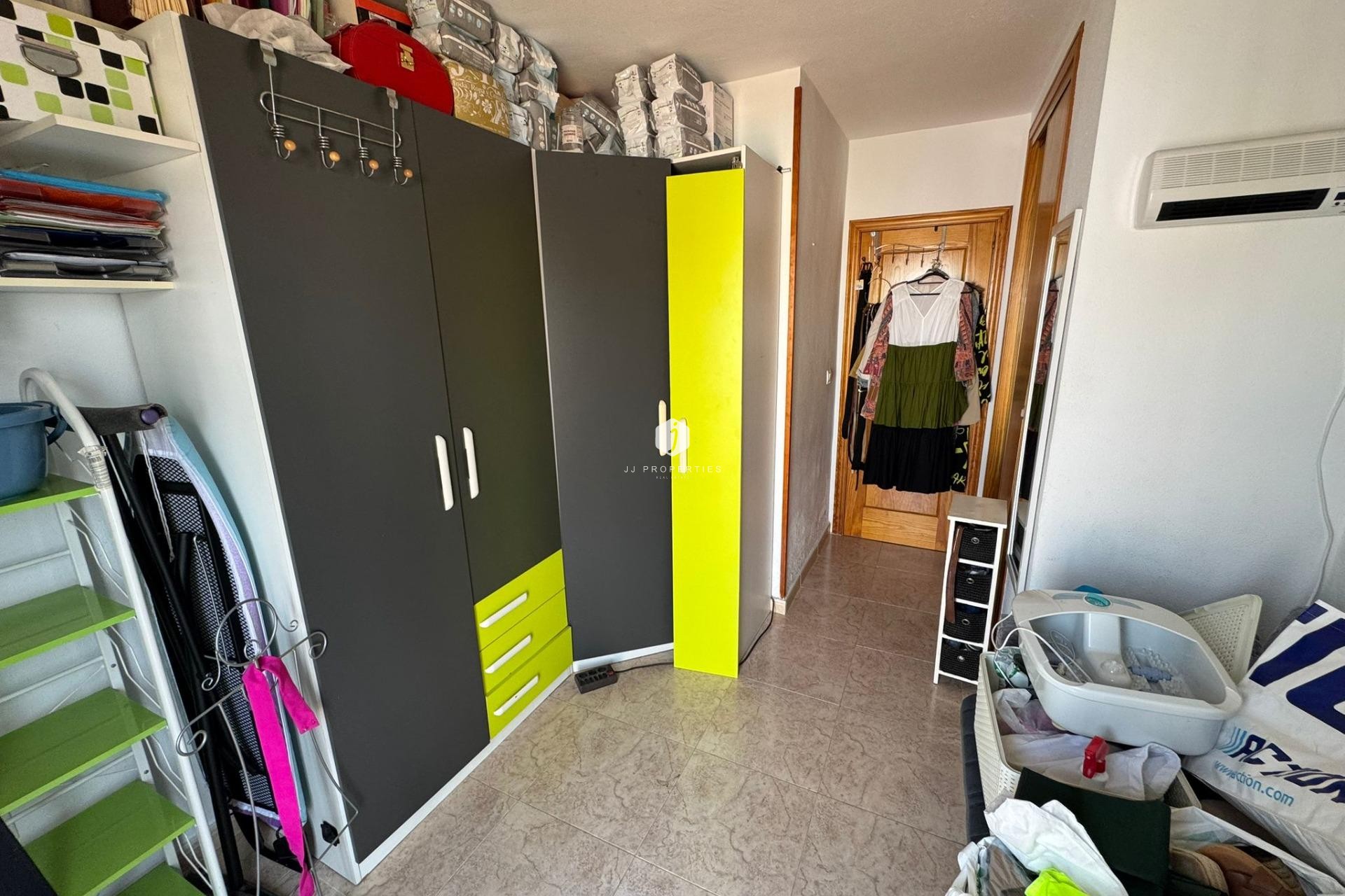 Tweedehands - Penthouse -
Torrevieja - Estacion de autobuses