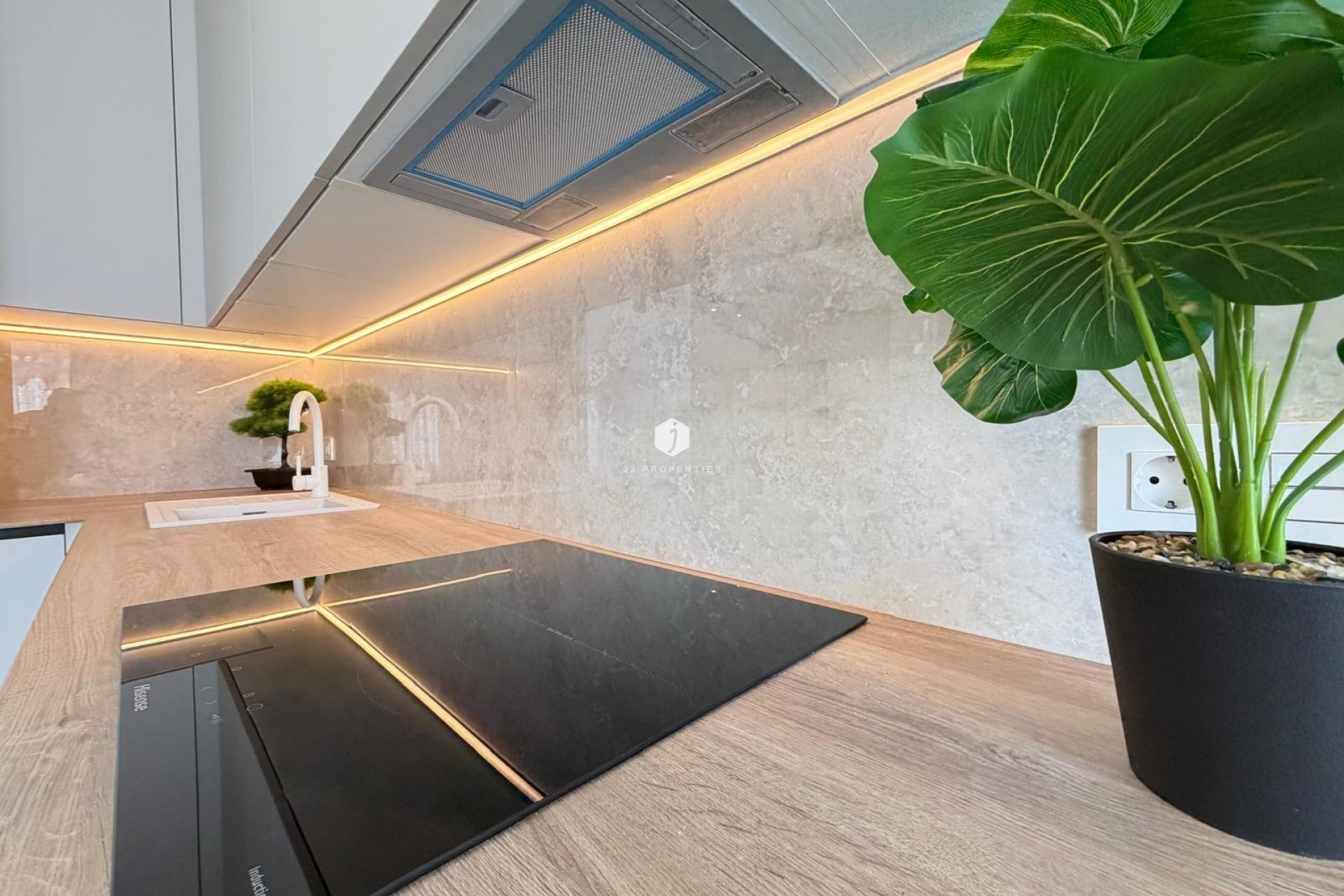 Tweedehands - Penthouse -
Torrevieja - Estacion de autobuses