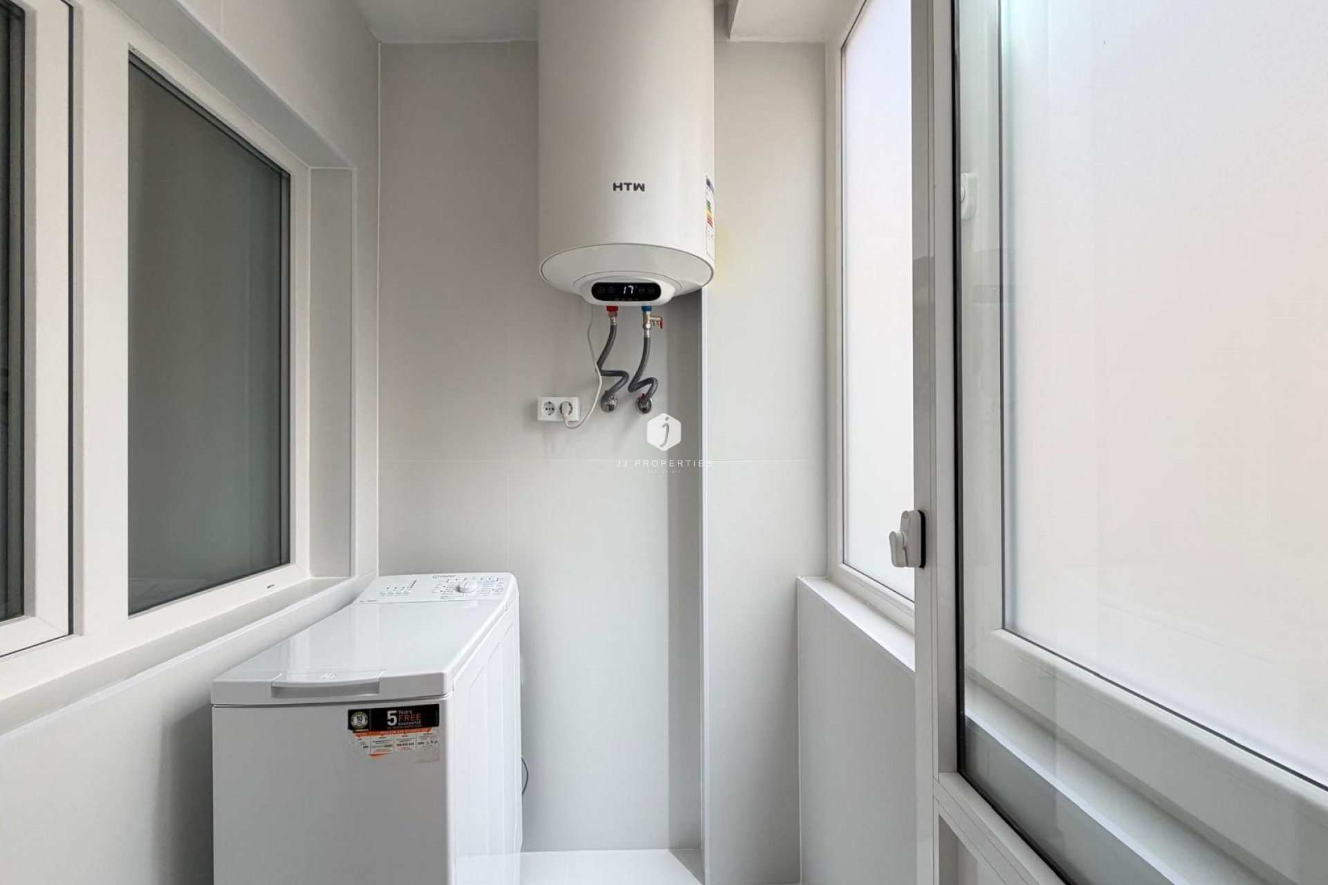 Tweedehands - Penthouse -
Torrevieja - Estacion de autobuses