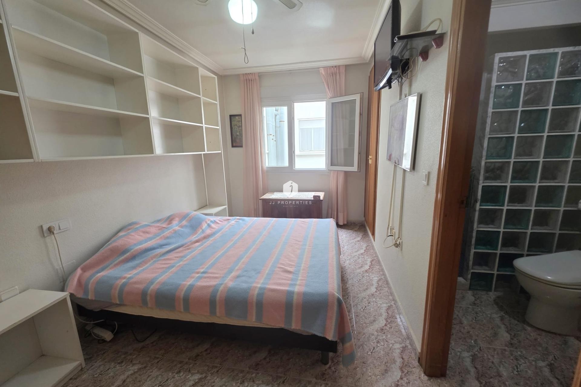 Tweedehands - Penthouse -
Torrevieja - Estacion de autobuses