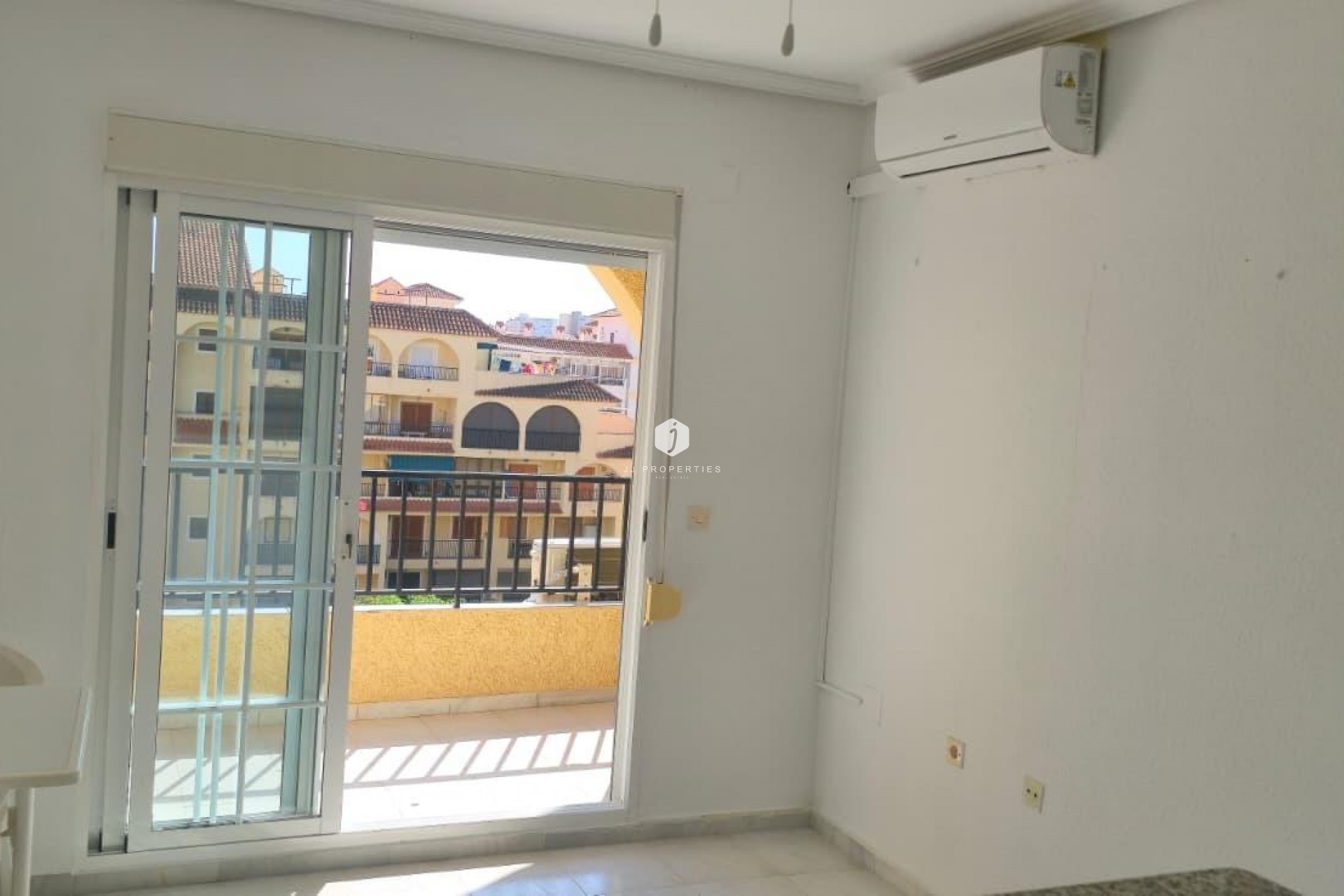 Tweedehands - Penthouse -
Torrevieja - La Mata