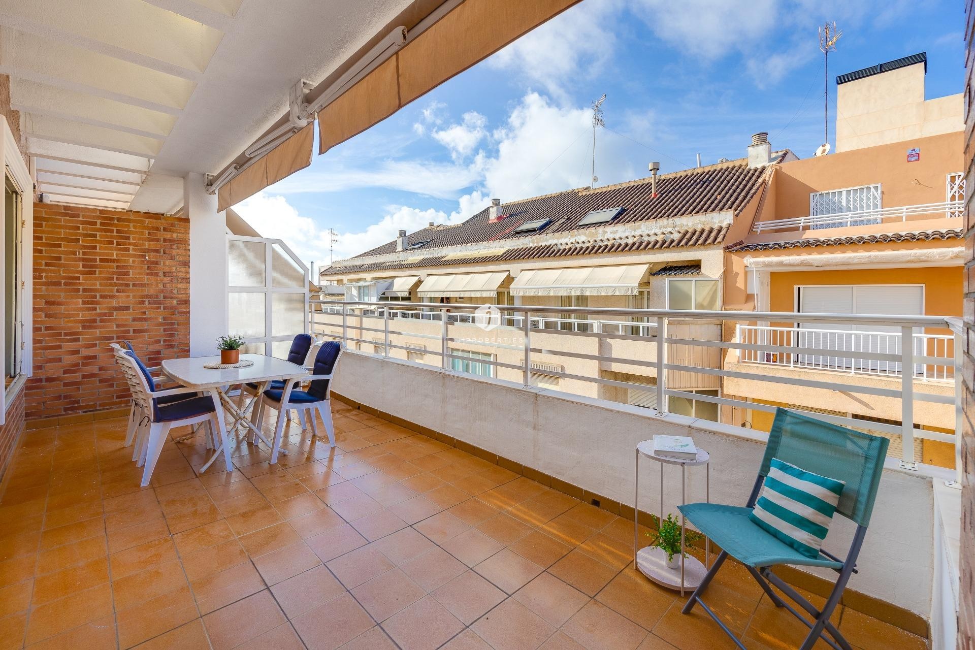 Tweedehands - Penthouse -
Torrevieja - Paseo maritimo