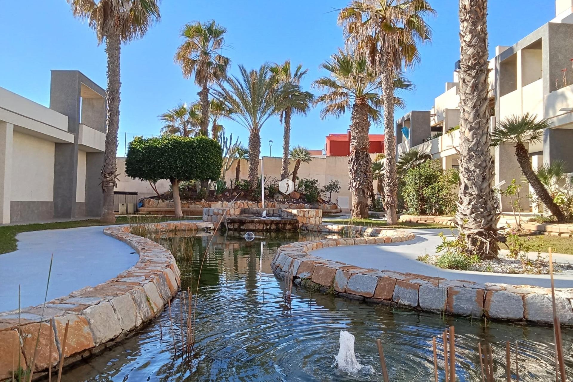 Tweedehands - Penthouse -
Torrevieja - Playa De La Mata