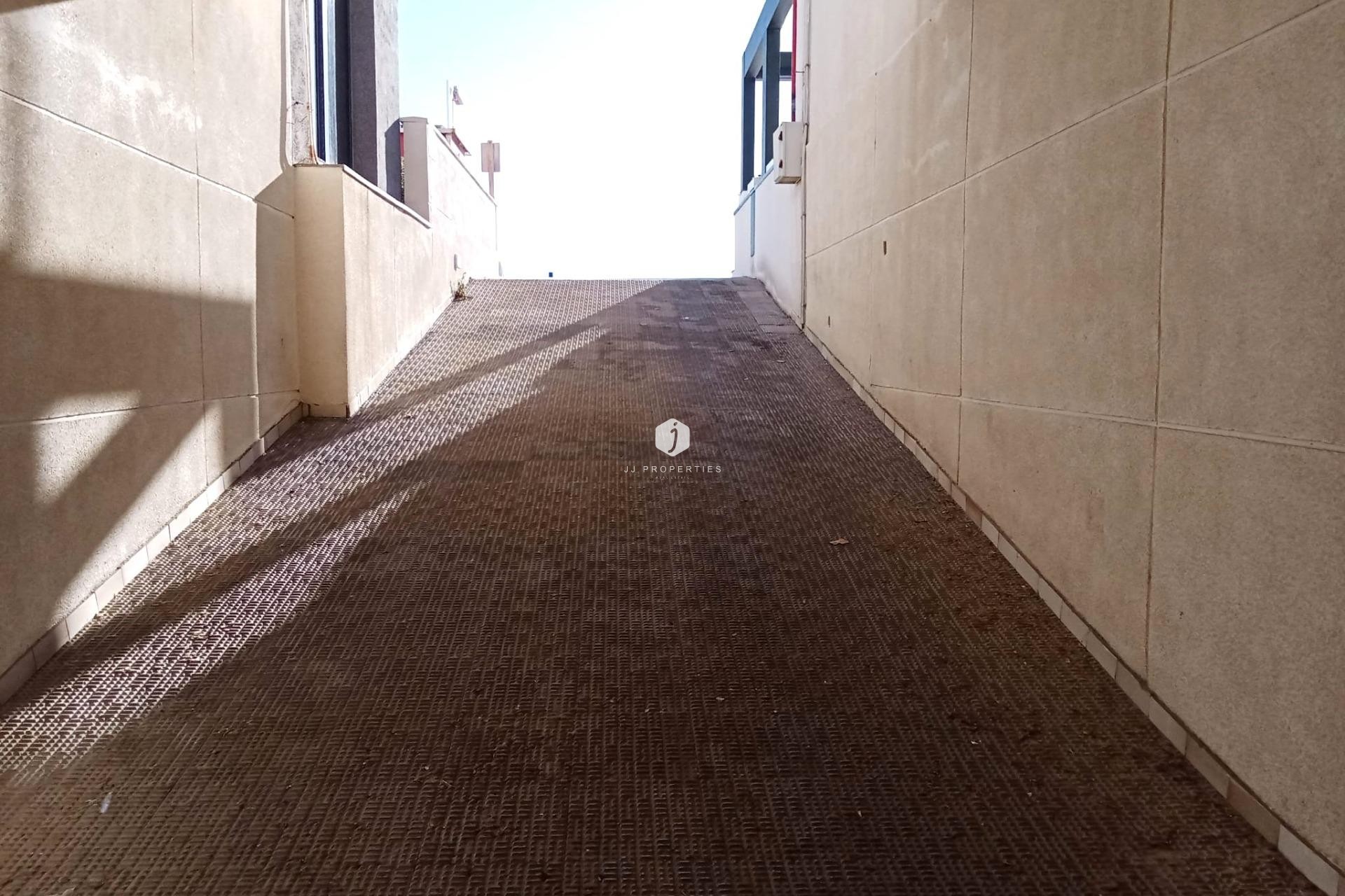 Tweedehands - Penthouse -
Torrevieja - Playa De La Mata