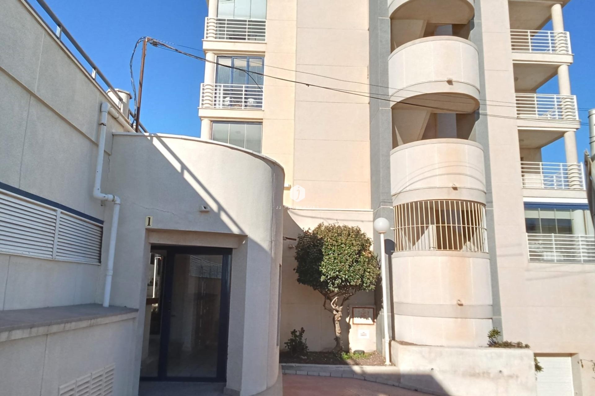 Tweedehands - Penthouse -
Torrevieja - Playa De La Mata