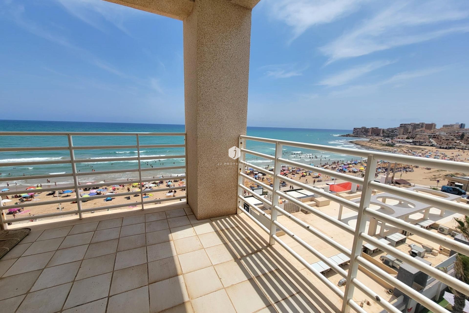 Tweedehands - Penthouse -
Torrevieja - Playa De La Mata