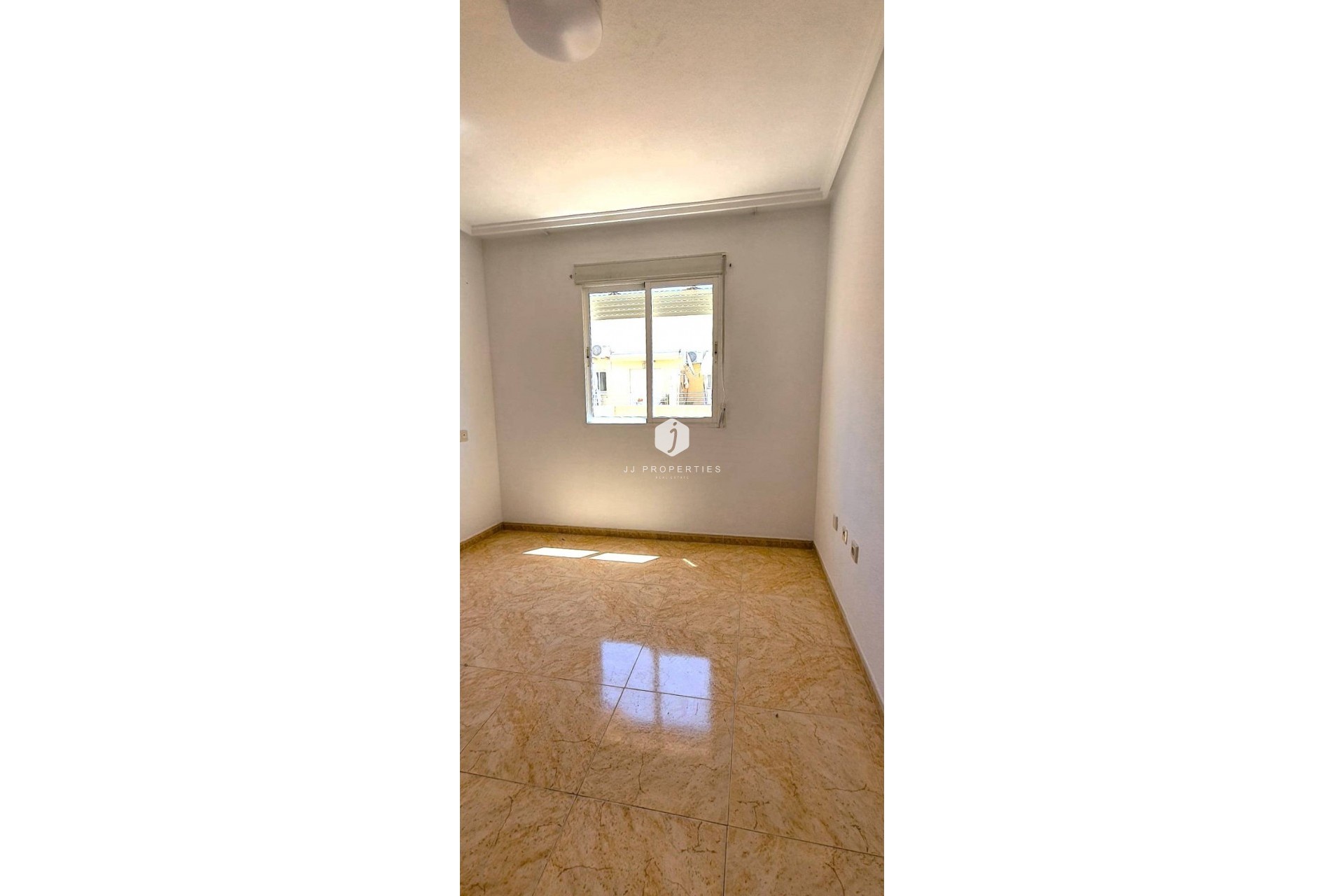 Tweedehands - Penthouse -
Torrevieja - Playa de los Locos