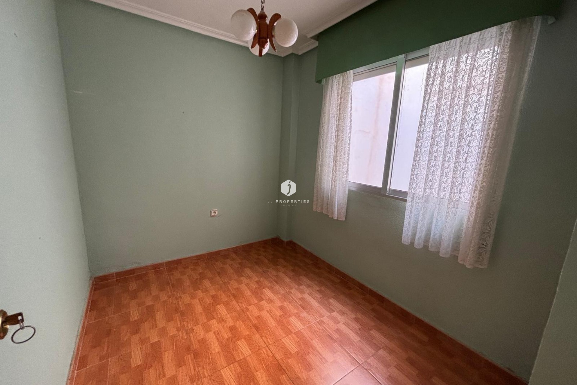 Tweedehands - Penthouse -
Torrevieja - Playa de los Naufragos