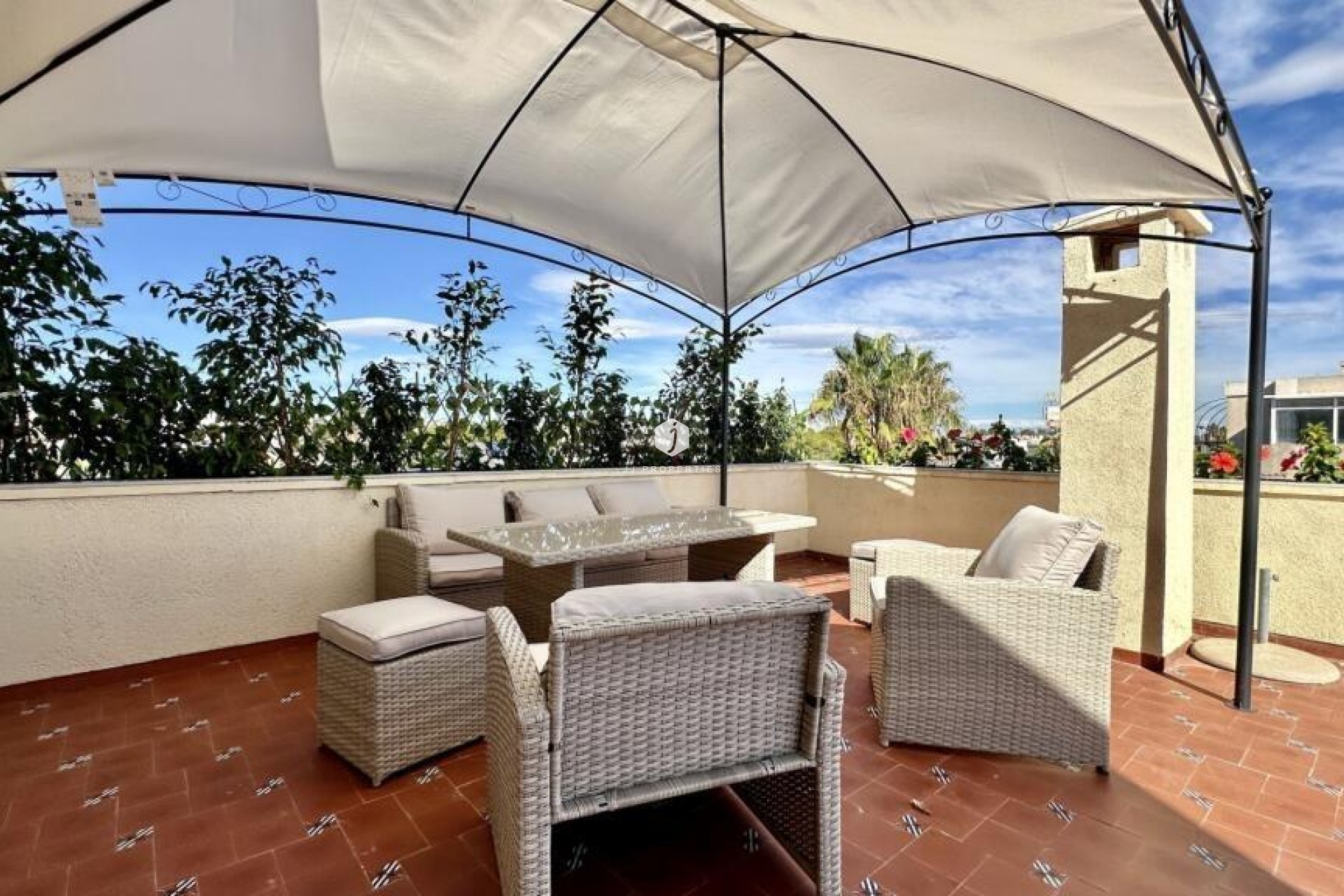 Tweedehands - Penthouse -
Torrevieja - Punta prima