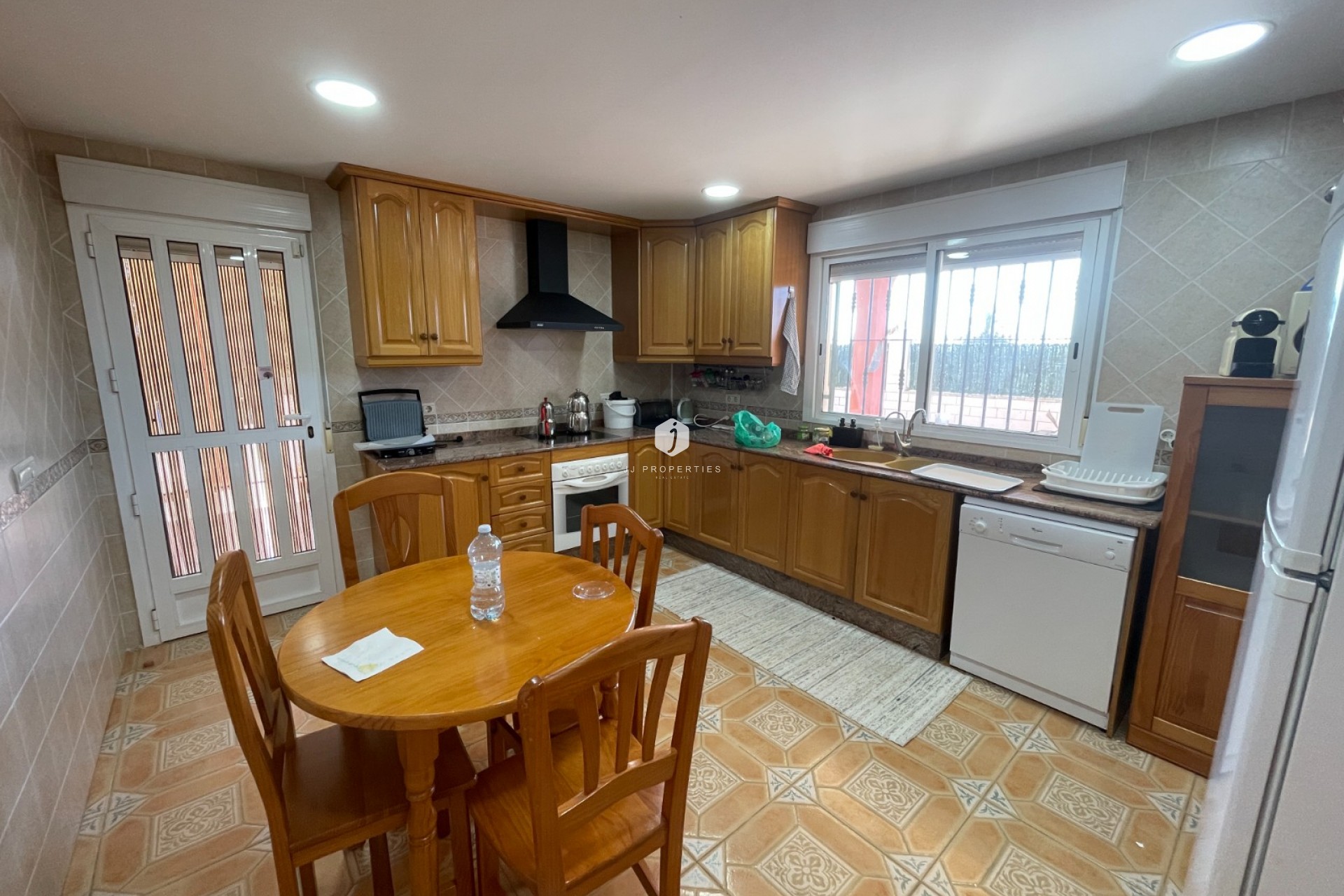 Tweedehands - Villa -
Albatera - Inland