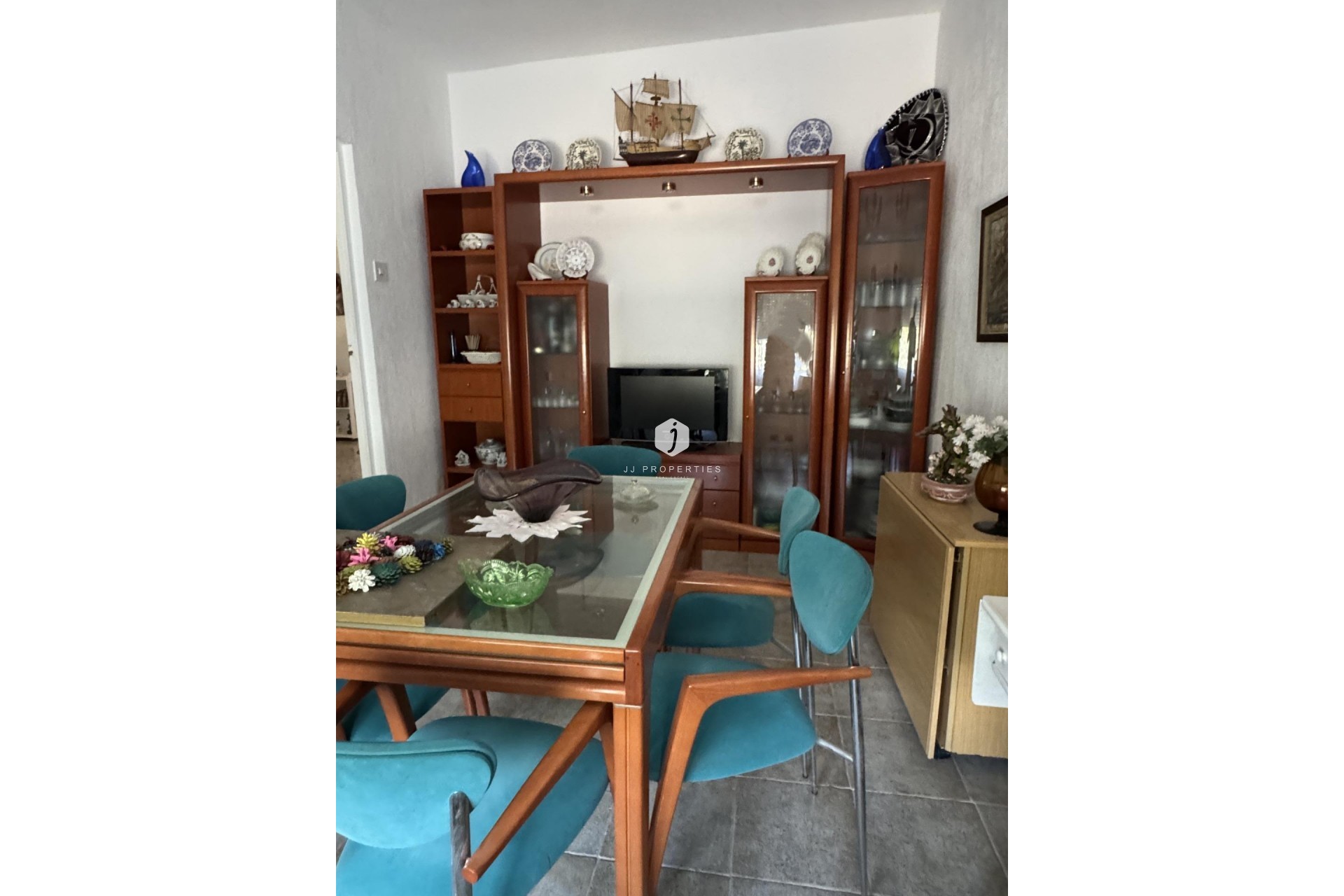 Tweedehands - Villa -
Albatera - Partida Lomas