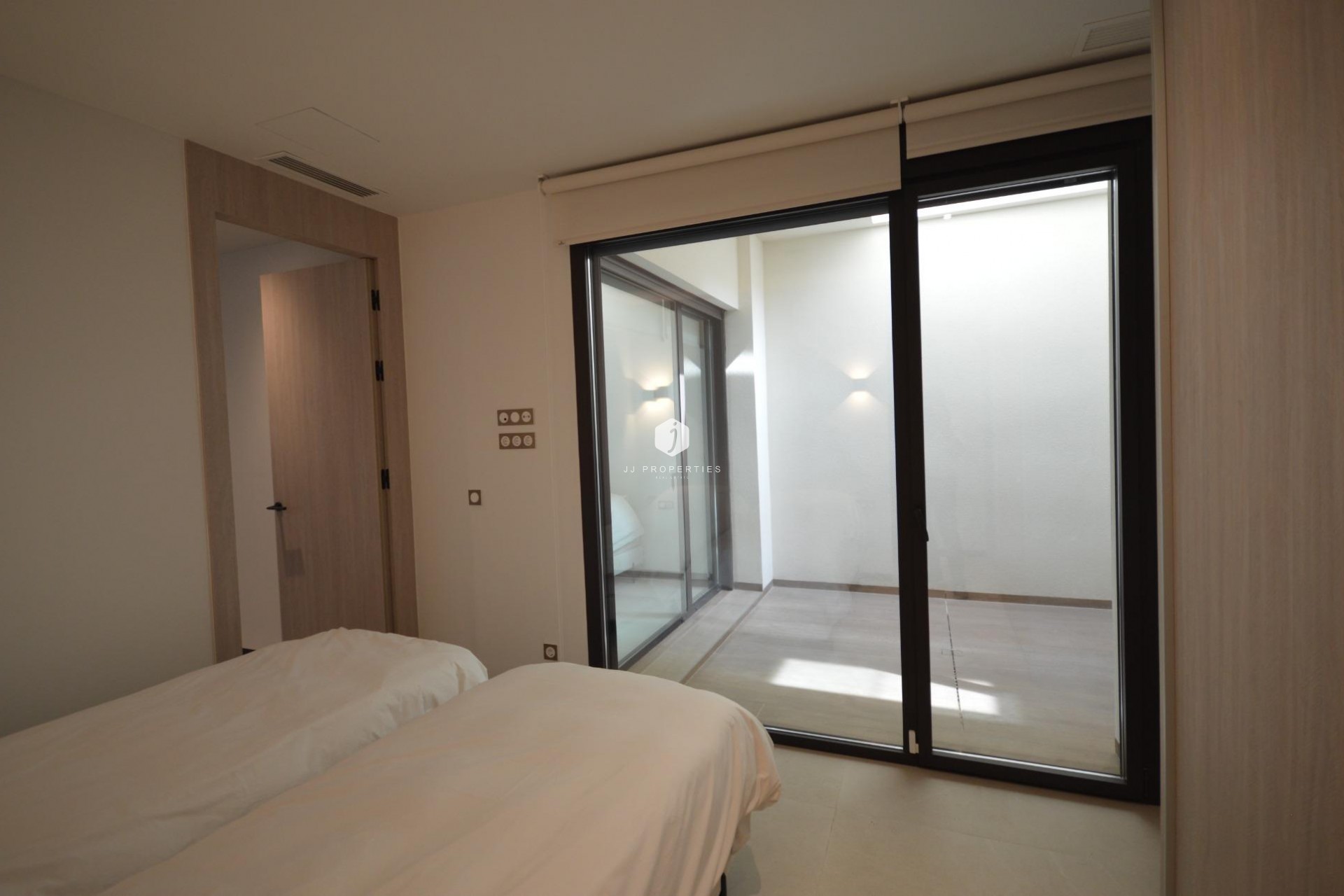 Tweedehands - Villa -
Algorfa - Comunidad Valenciana