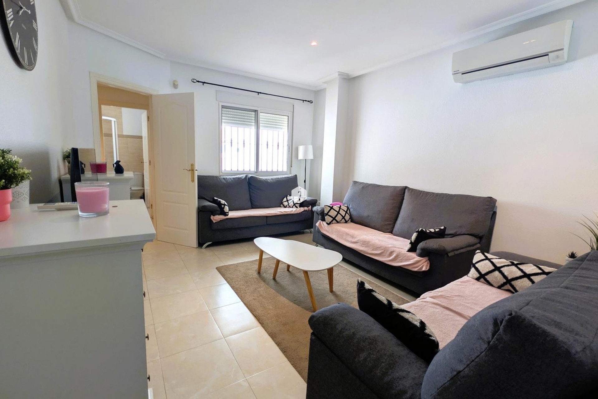 Tweedehands - Villa -
Algorfa - Inland