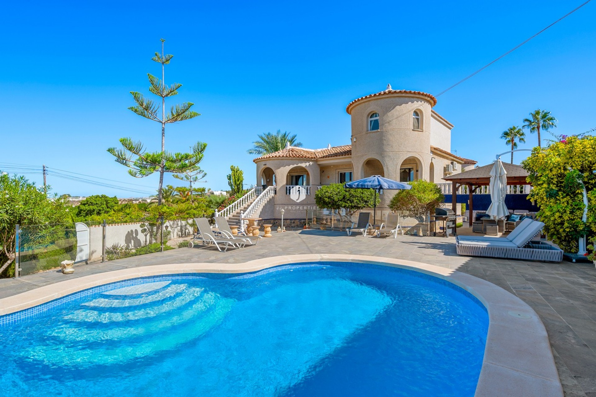 Tweedehands - Villa -
Almoradí - Inland