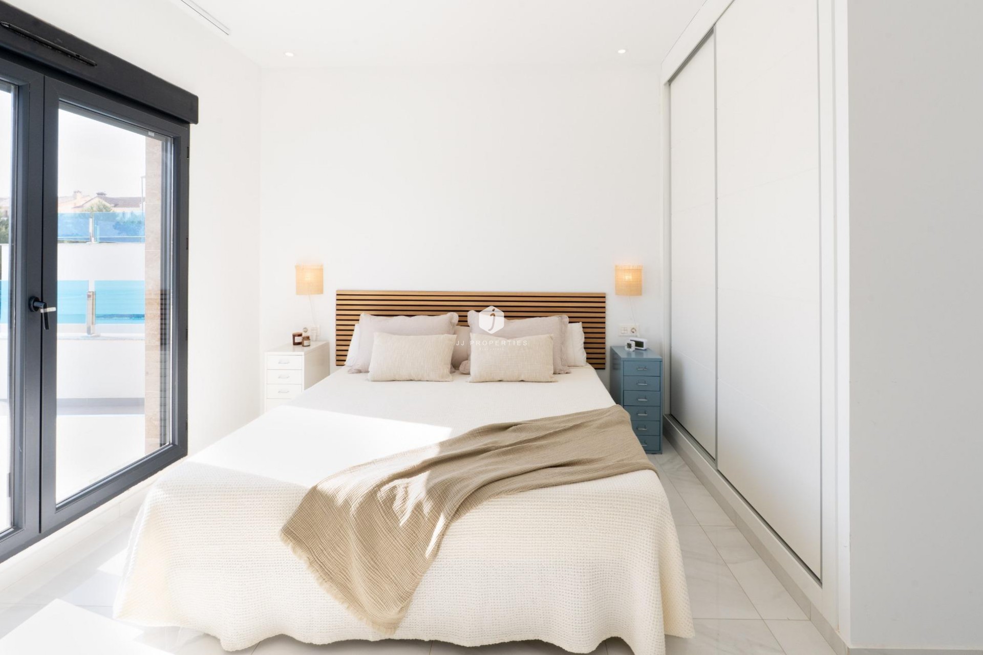 Tweedehands - Villa -
Bigastro - D6