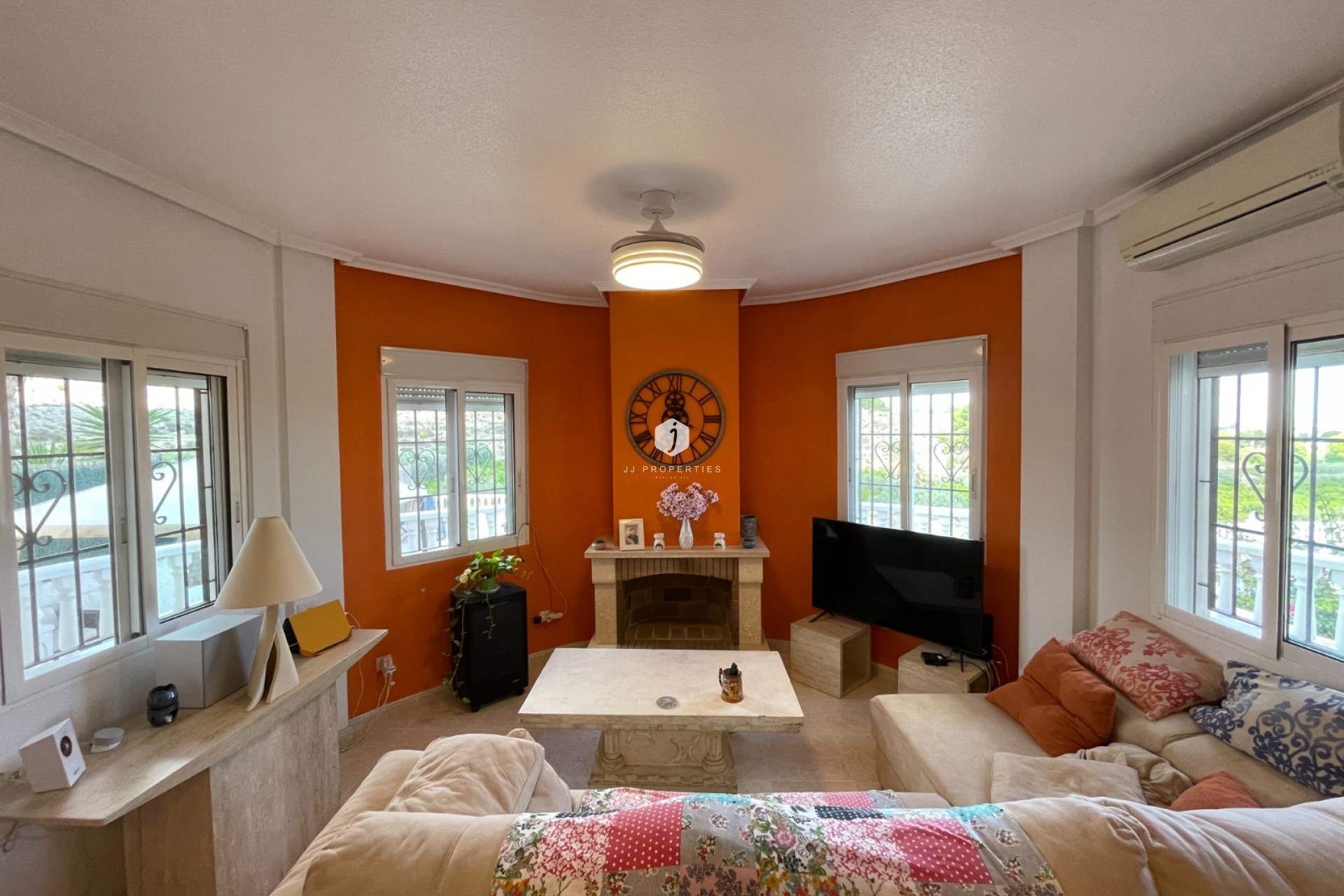 Tweedehands - Villa -
Bigastro - Inland