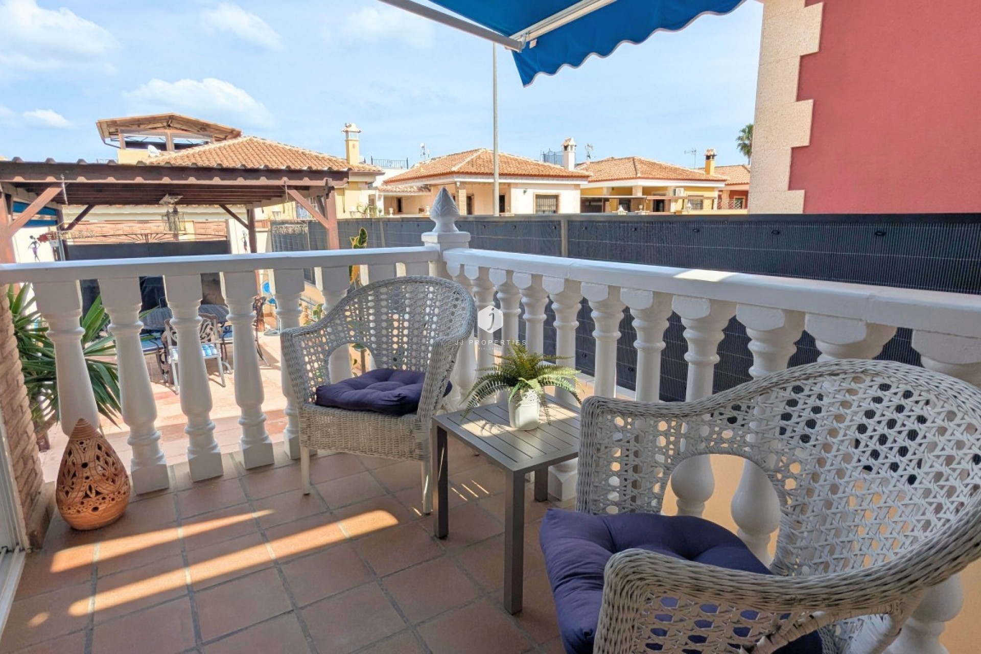 Tweedehands - Villa -
Bigastro - Inland