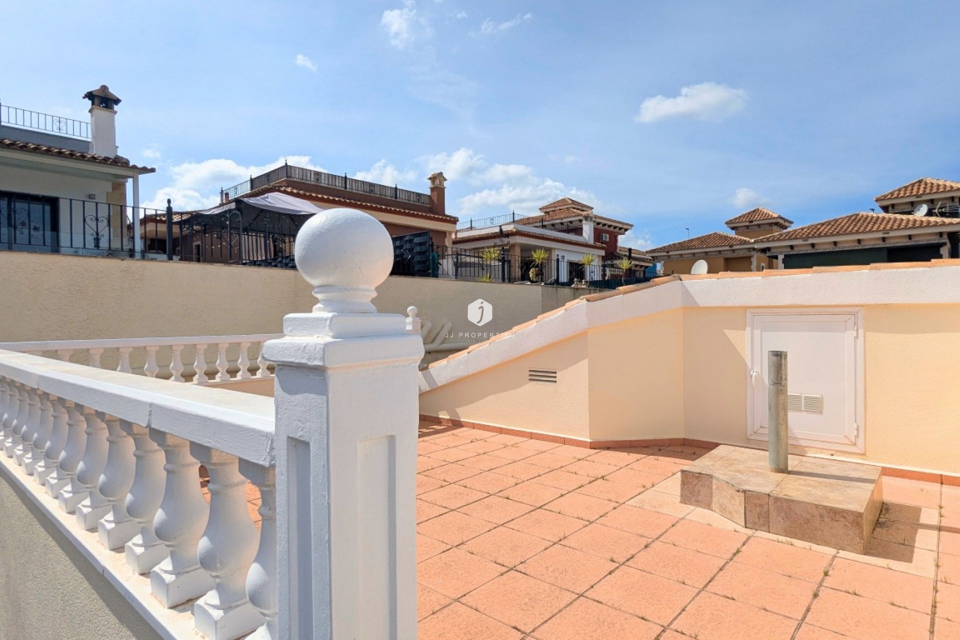 Tweedehands - Villa -
Bigastro - Inland