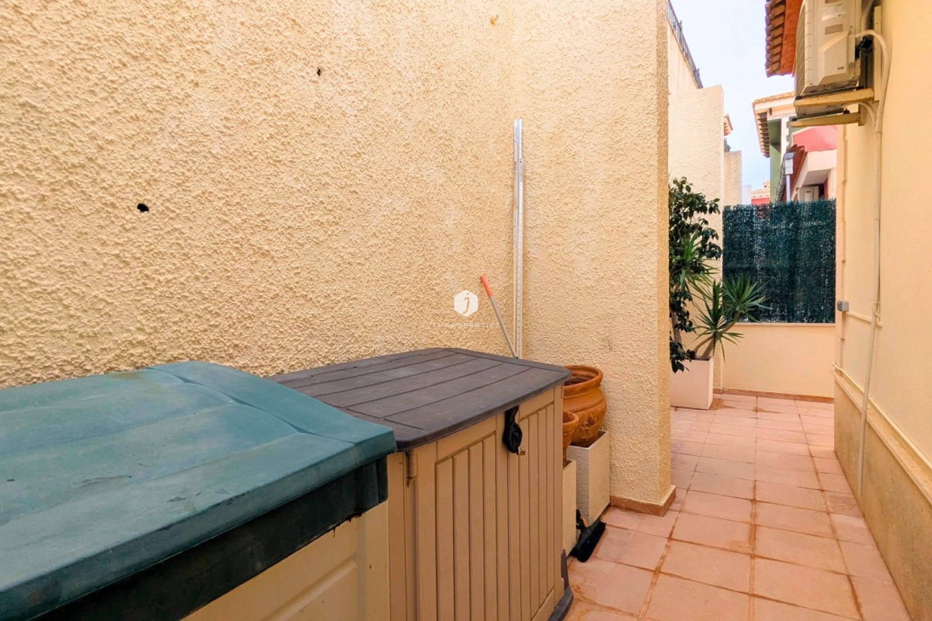 Tweedehands - Villa -
Bigastro - Inland