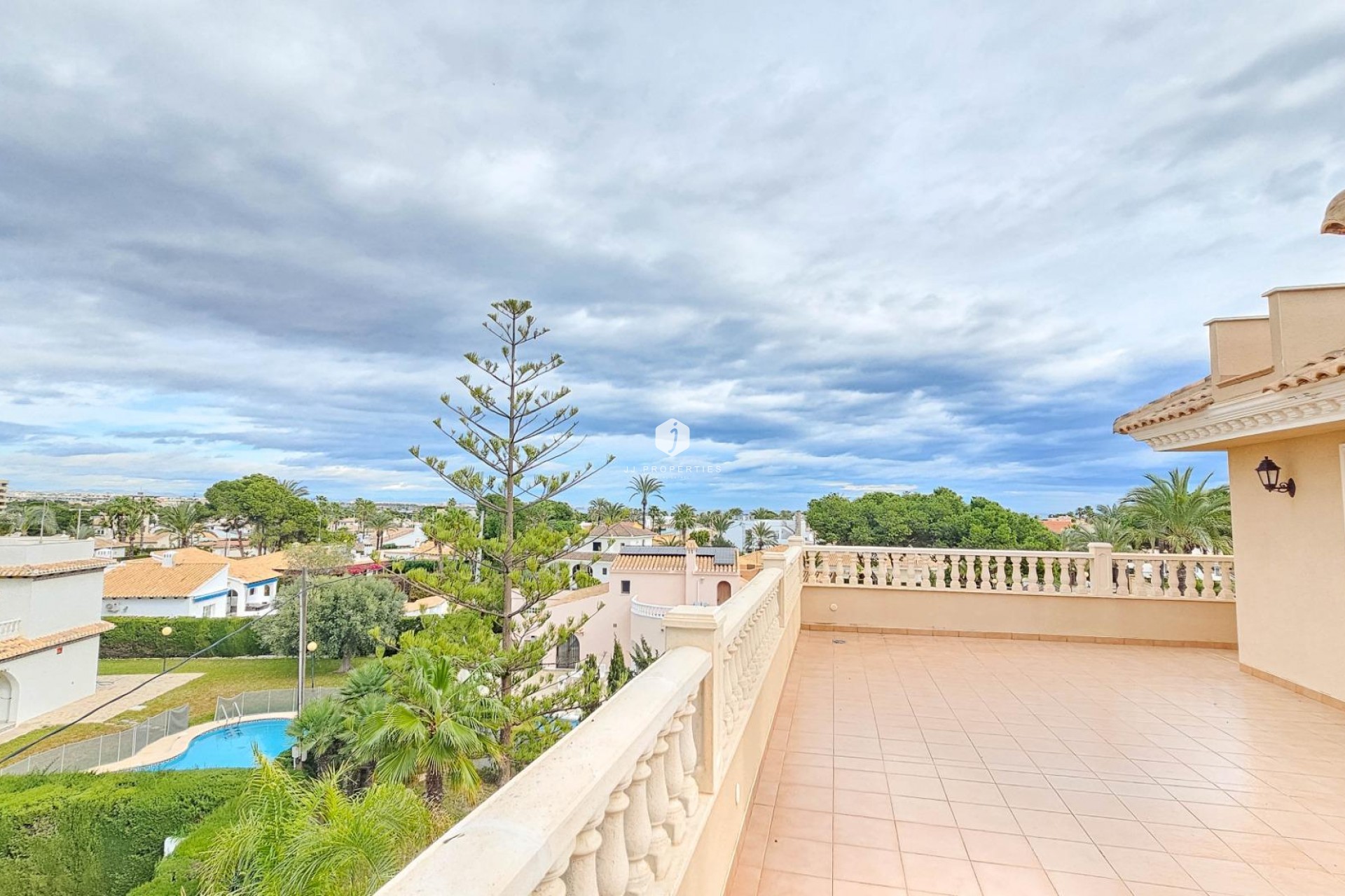 Tweedehands - Villa -
Cabo Roig