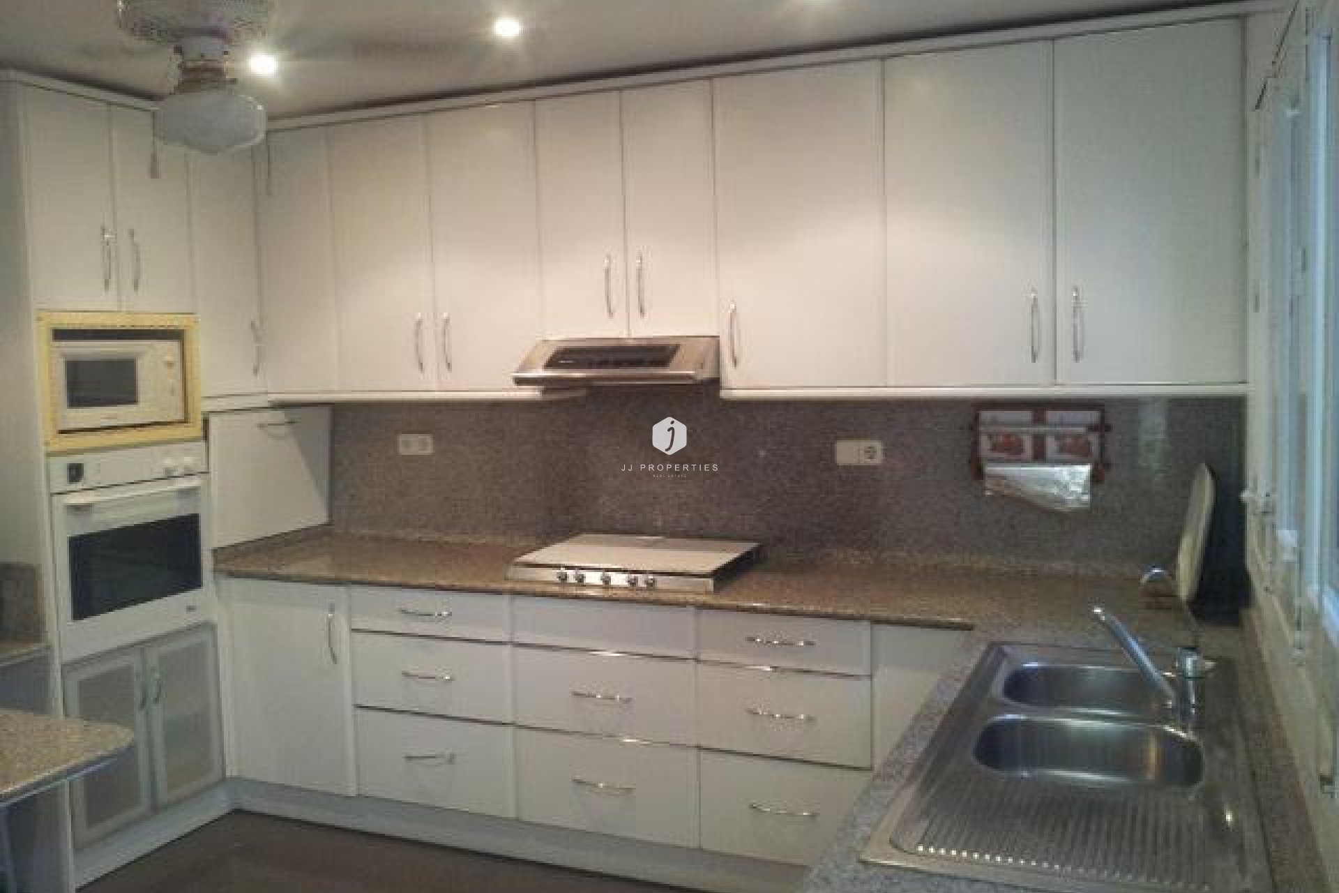 Tweedehands - Villa -
Campoamor - Costa Blanca