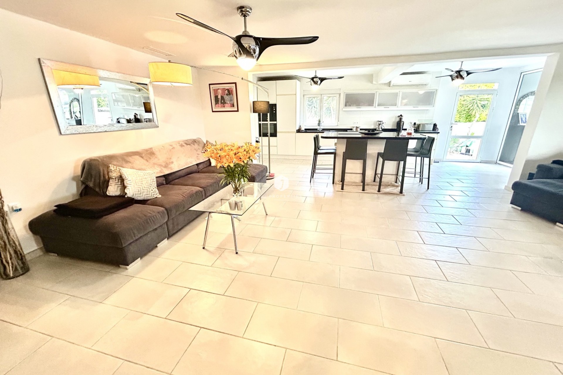 Tweedehands - Villa -
Catral - Costa Blanca