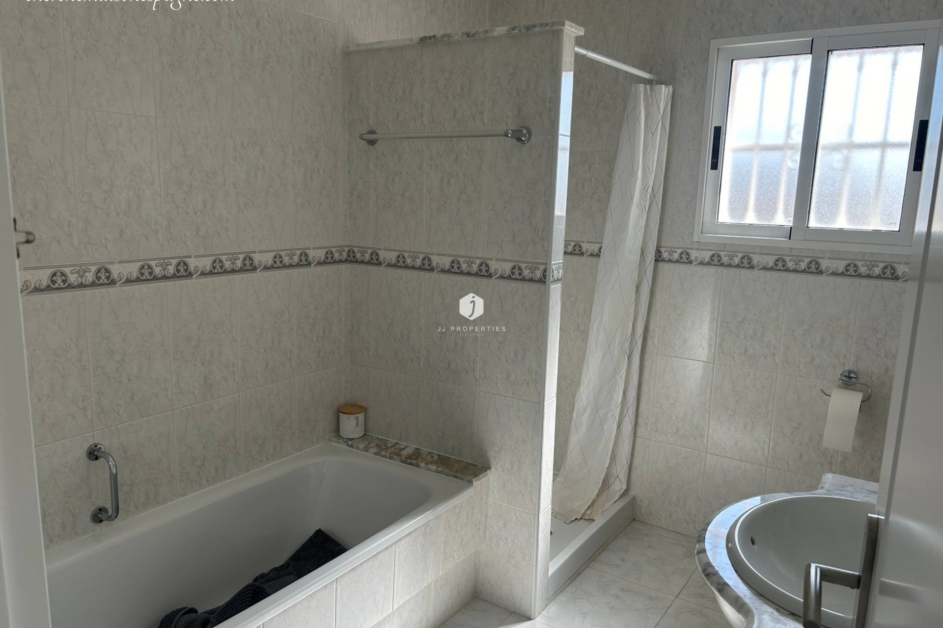 Tweedehands - Villa -
Ciudad Quesada - Benimar