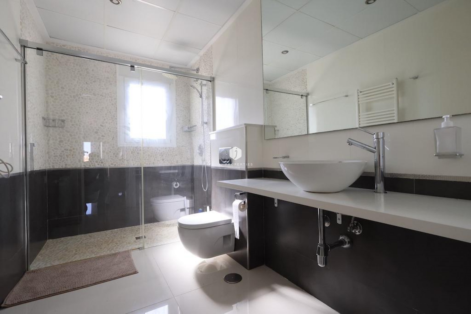 Tweedehands - Villa -
Ciudad Quesada - Costa Blanca