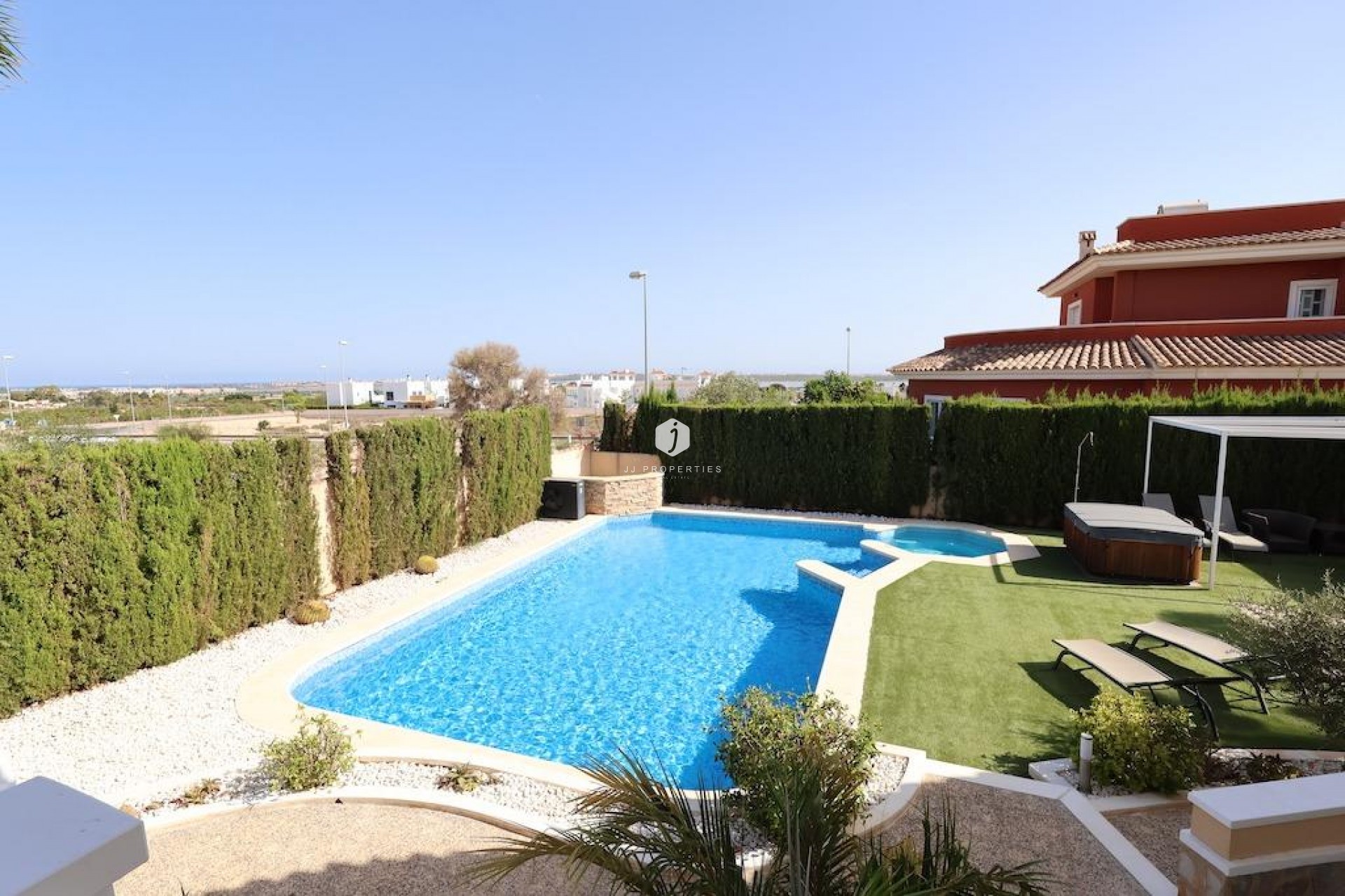 Tweedehands - Villa -
Ciudad Quesada - Costa Blanca