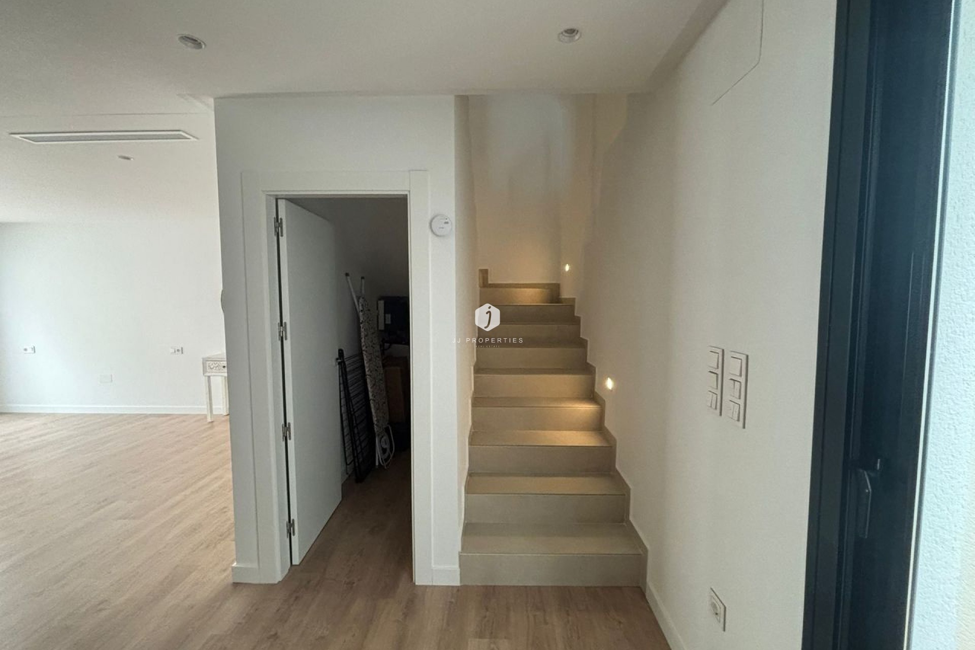 Tweedehands - Villa -
Ciudad Quesada - Costa Blanca