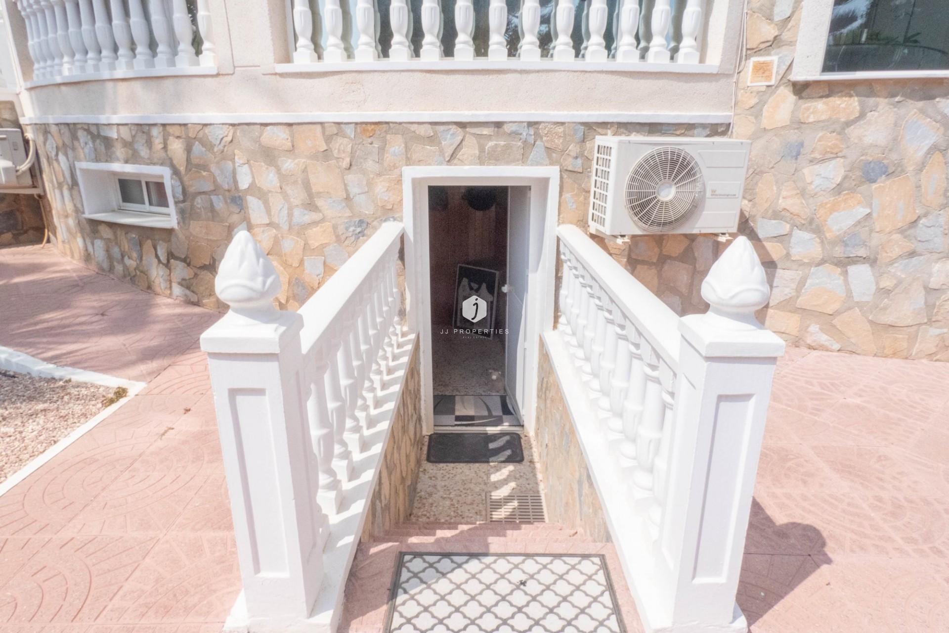 Tweedehands - Villa -
Ciudad Quesada - Costa Blanca