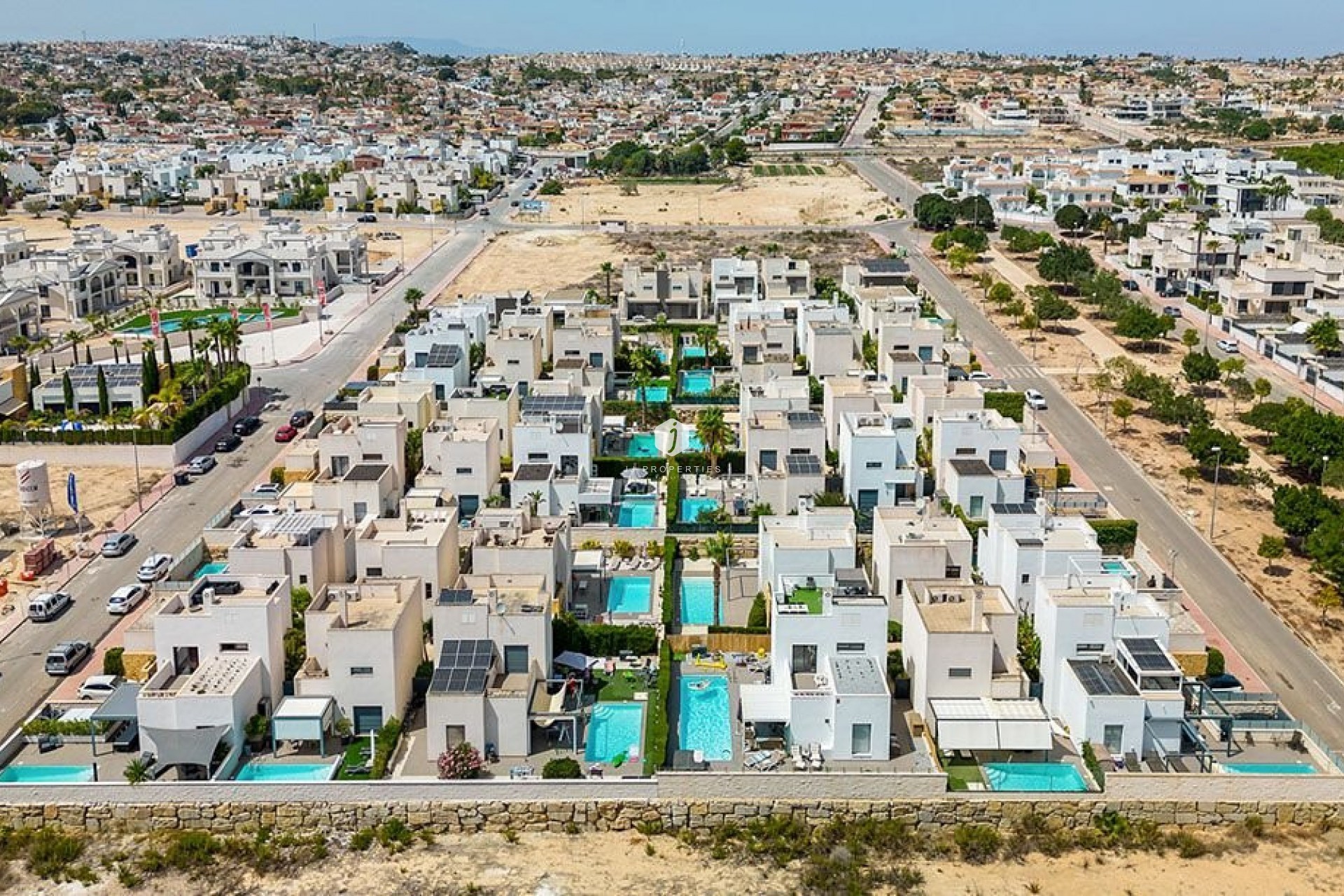 Tweedehands - Villa -
Ciudad Quesada - Costa Blanca