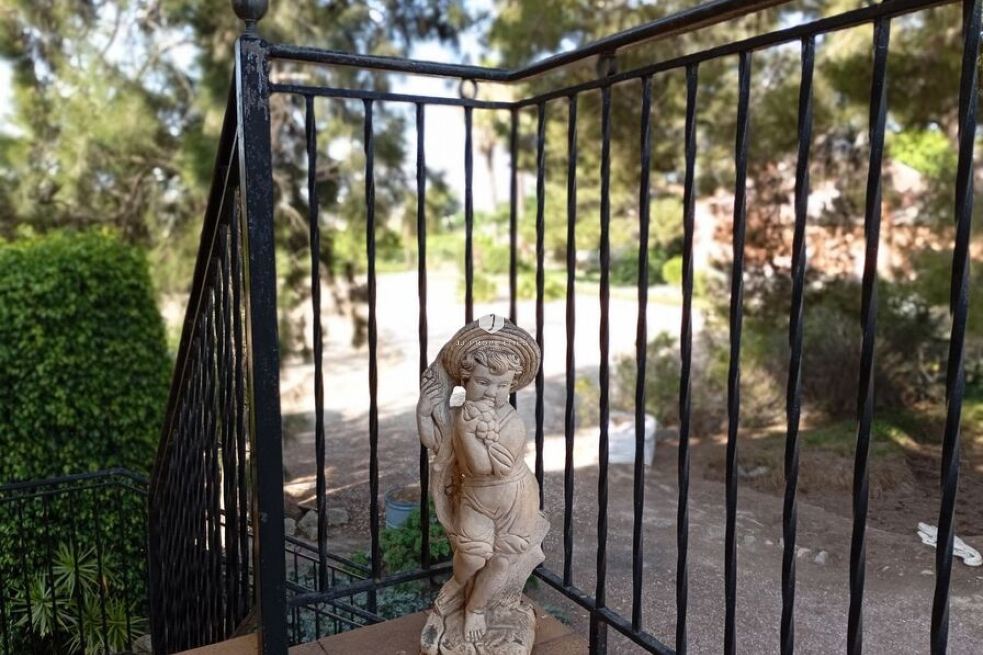 Tweedehands - Villa -
Daya Nueva - Costa Blanca