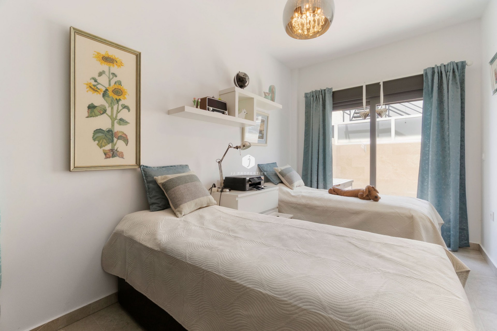 Tweedehands - Villa -
Daya Nueva - Costa Blanca