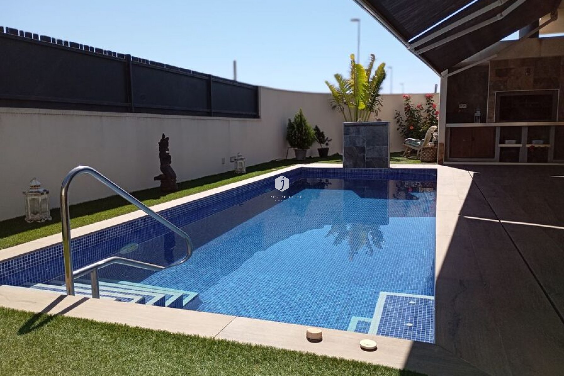 Tweedehands - Villa -
Daya Nueva - Costa Blanca