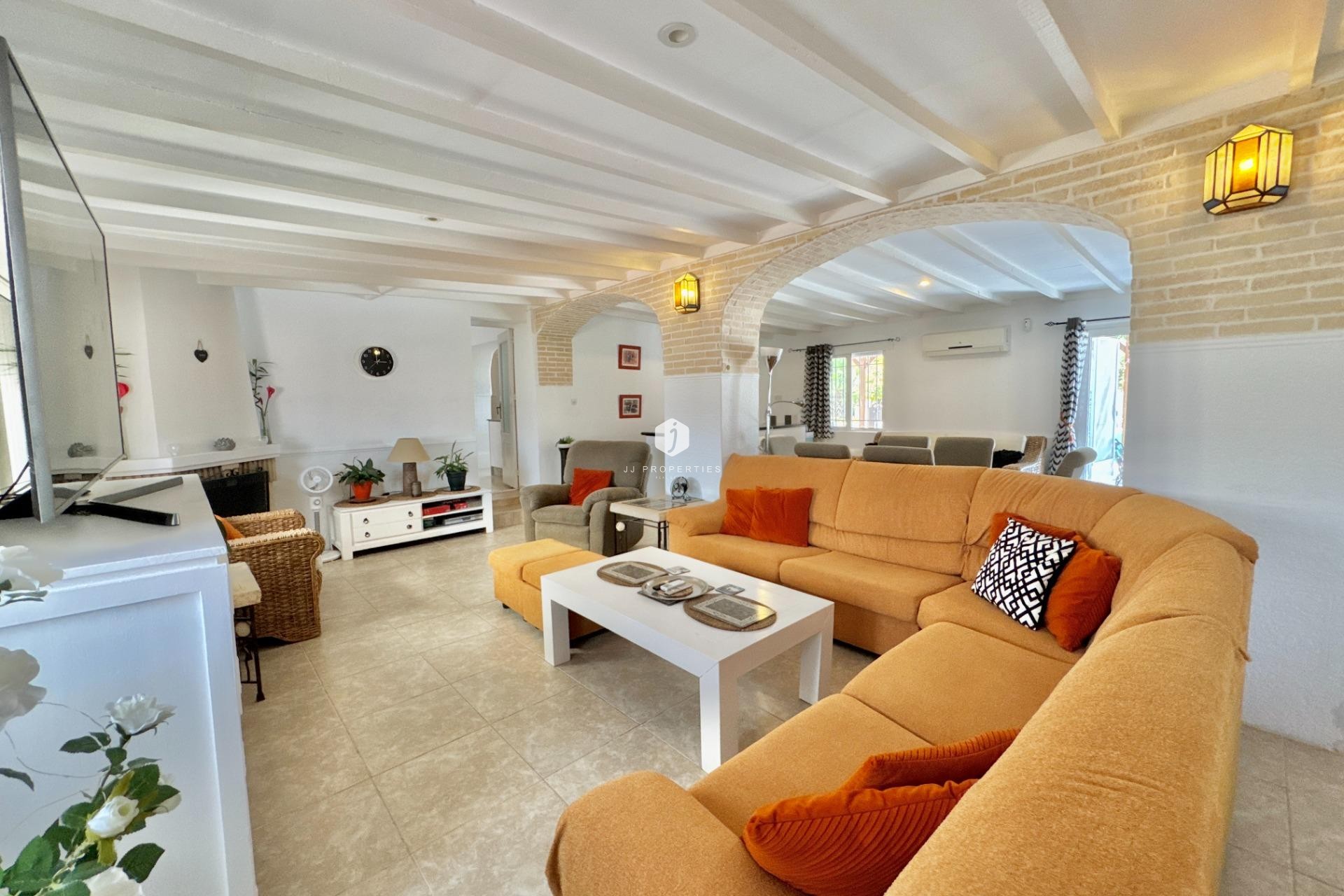 Tweedehands - Villa -
Dolores - Comunidad Valenciana