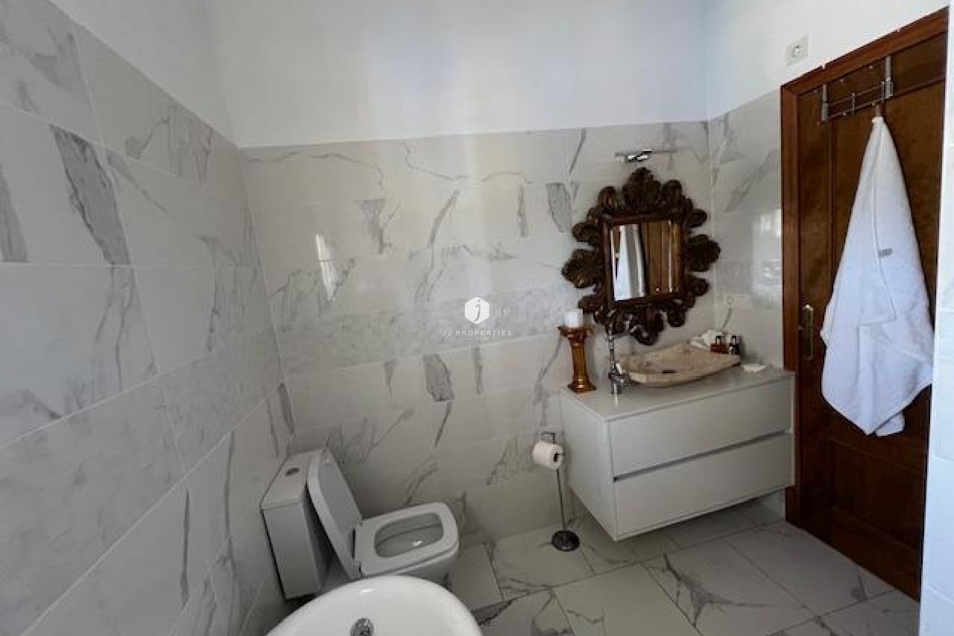 Tweedehands - Villa -
Dolores - Comunidad Valenciana