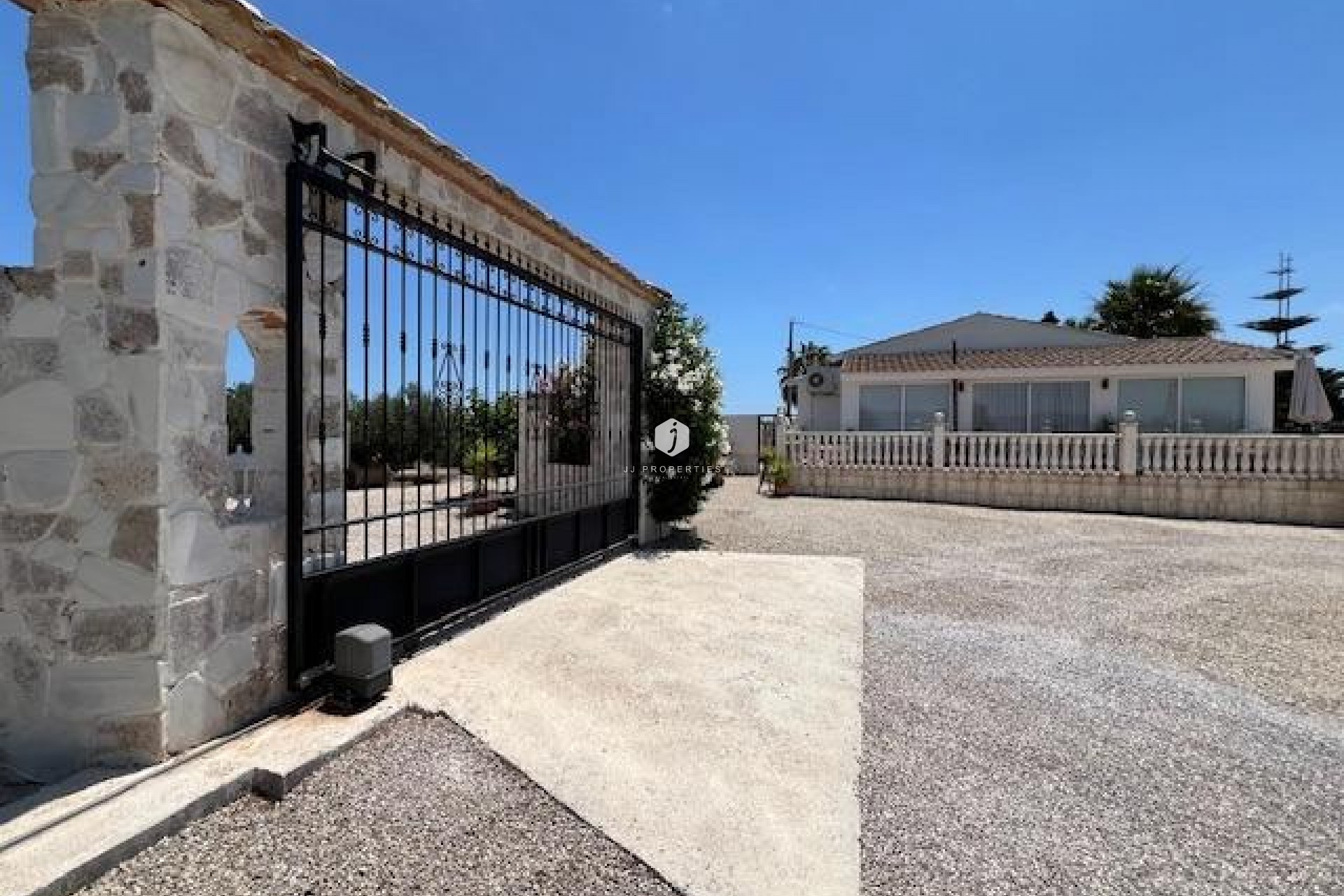 Tweedehands - Villa -
Dolores - Comunidad Valenciana