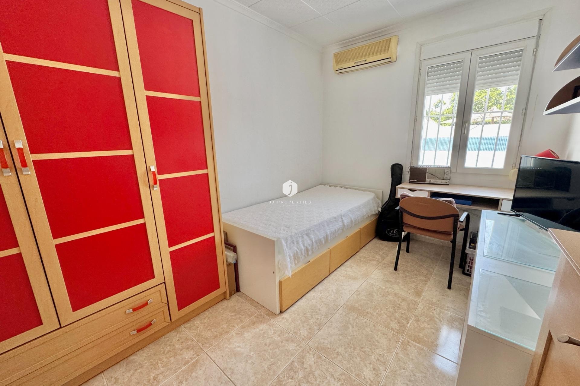 Tweedehands - Villa -
Dolores - Comunidad Valenciana