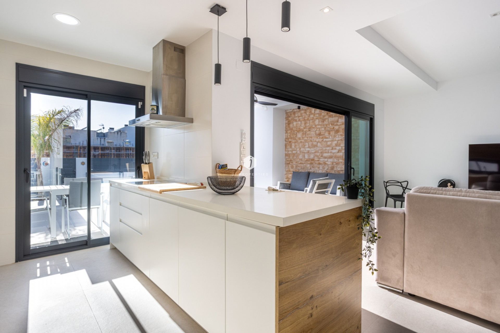 Tweedehands - Villa -
Dolores - Costa Blanca